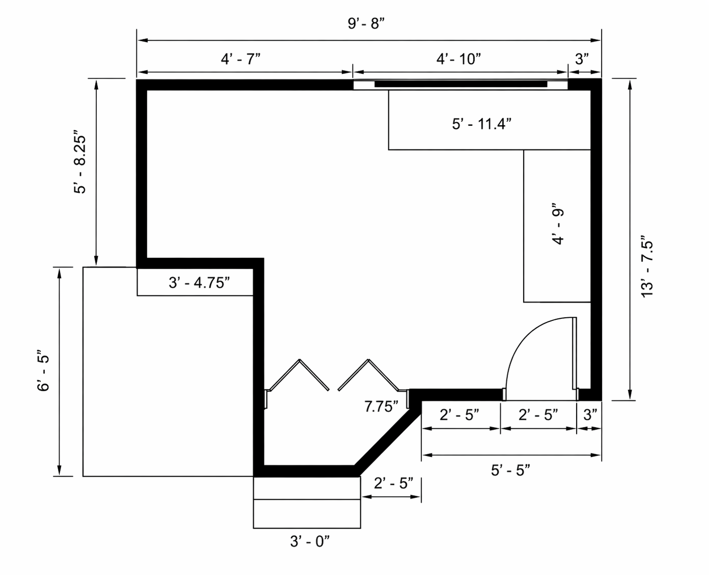 Floor plan sketch with measurements of room dimensions and wall placements, showing doorways and inner wall details.