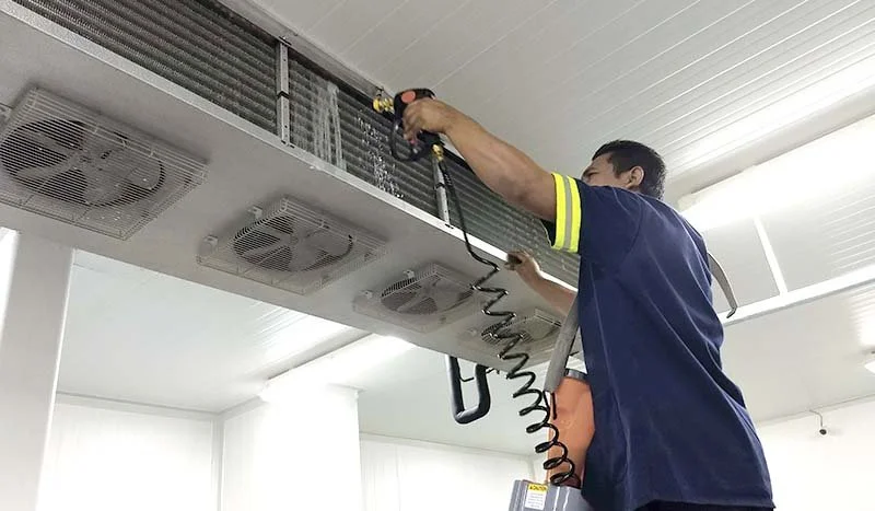 MANTENIMIENTO DE CUARTOS DE REFRIGERACIÓN