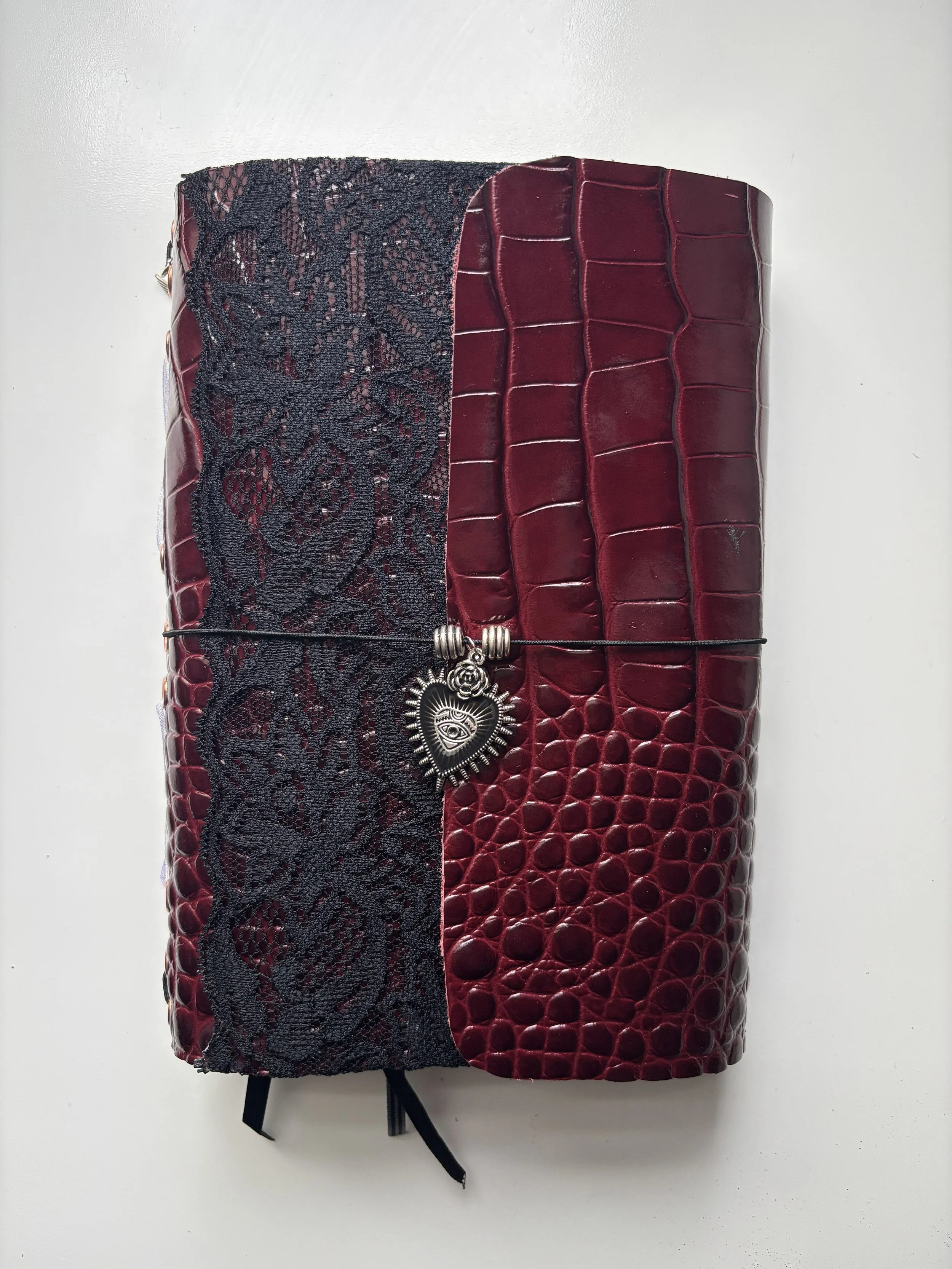 B6 rouge (DISCOUNTED - PLEASE READ)