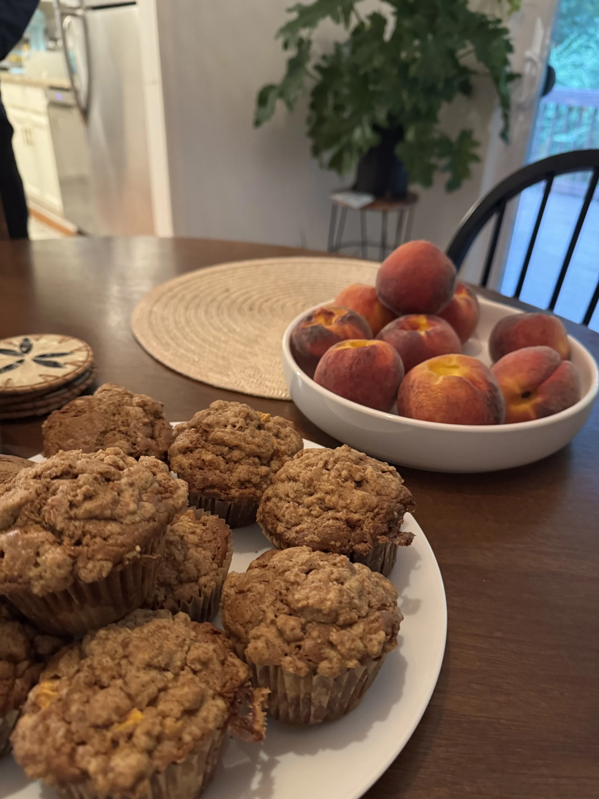 Peach Crumble Muffins