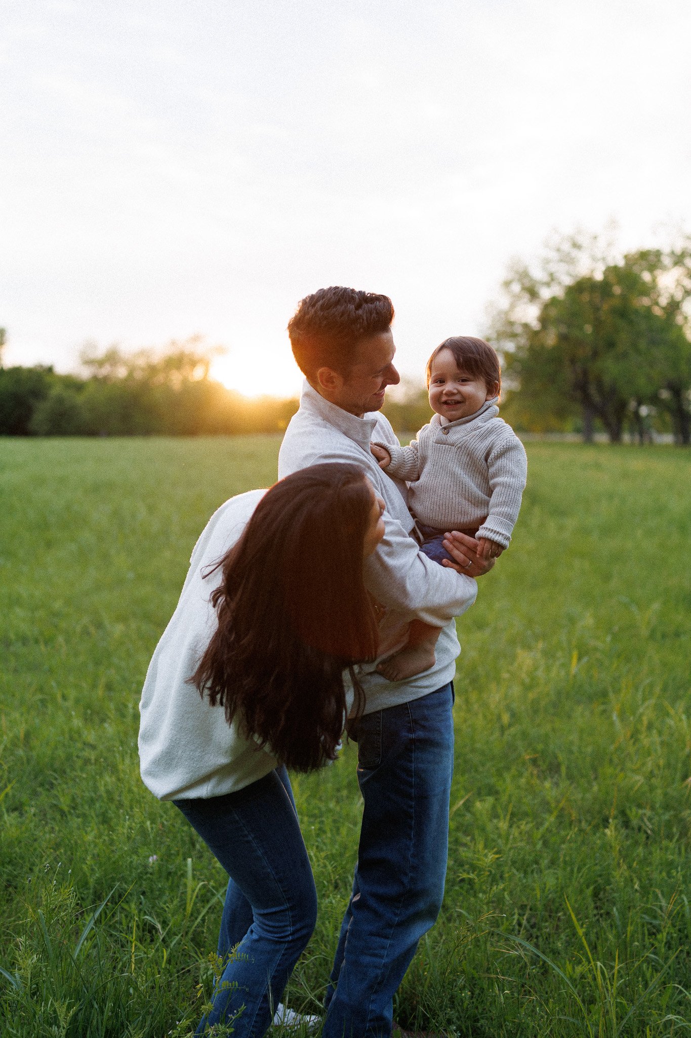 What to Expect During Your Family Photoshoot in Austin, TX