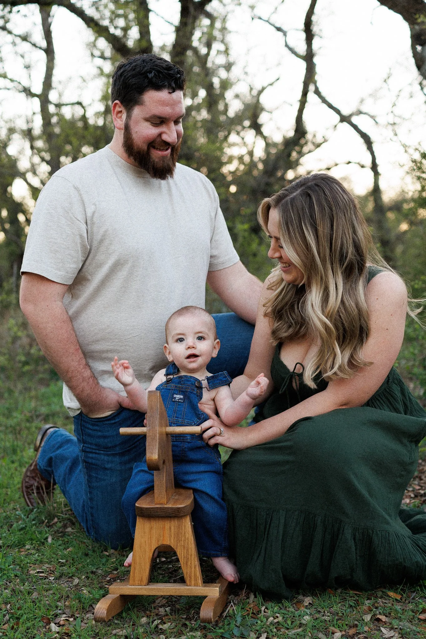 Best Locations for Family Photos in Austin, TX (A Complete Guide for Moms)