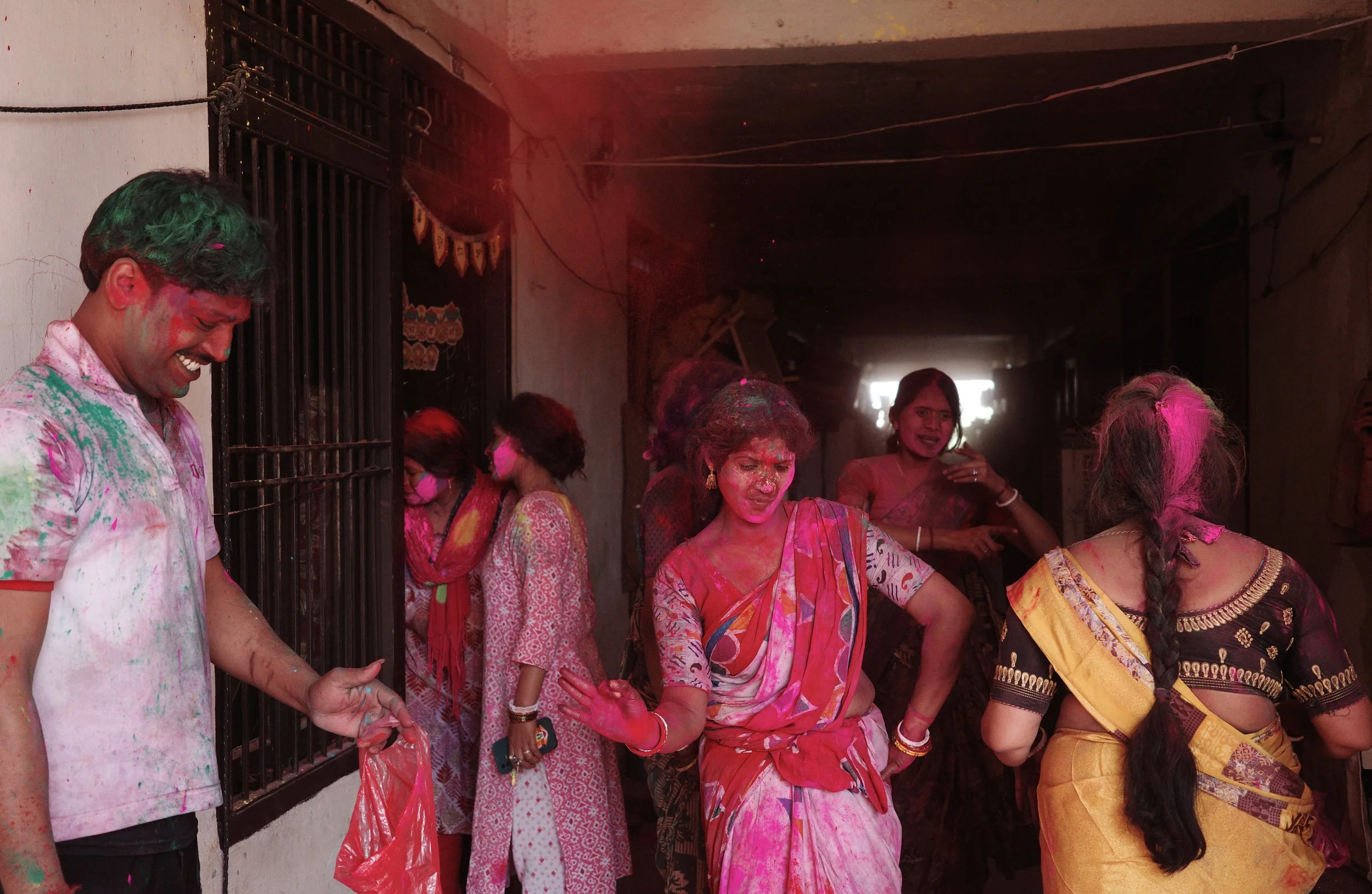 holi11.jpg