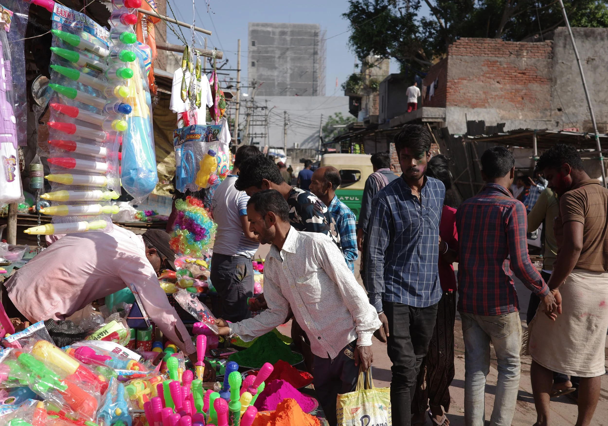 holi3.jpg