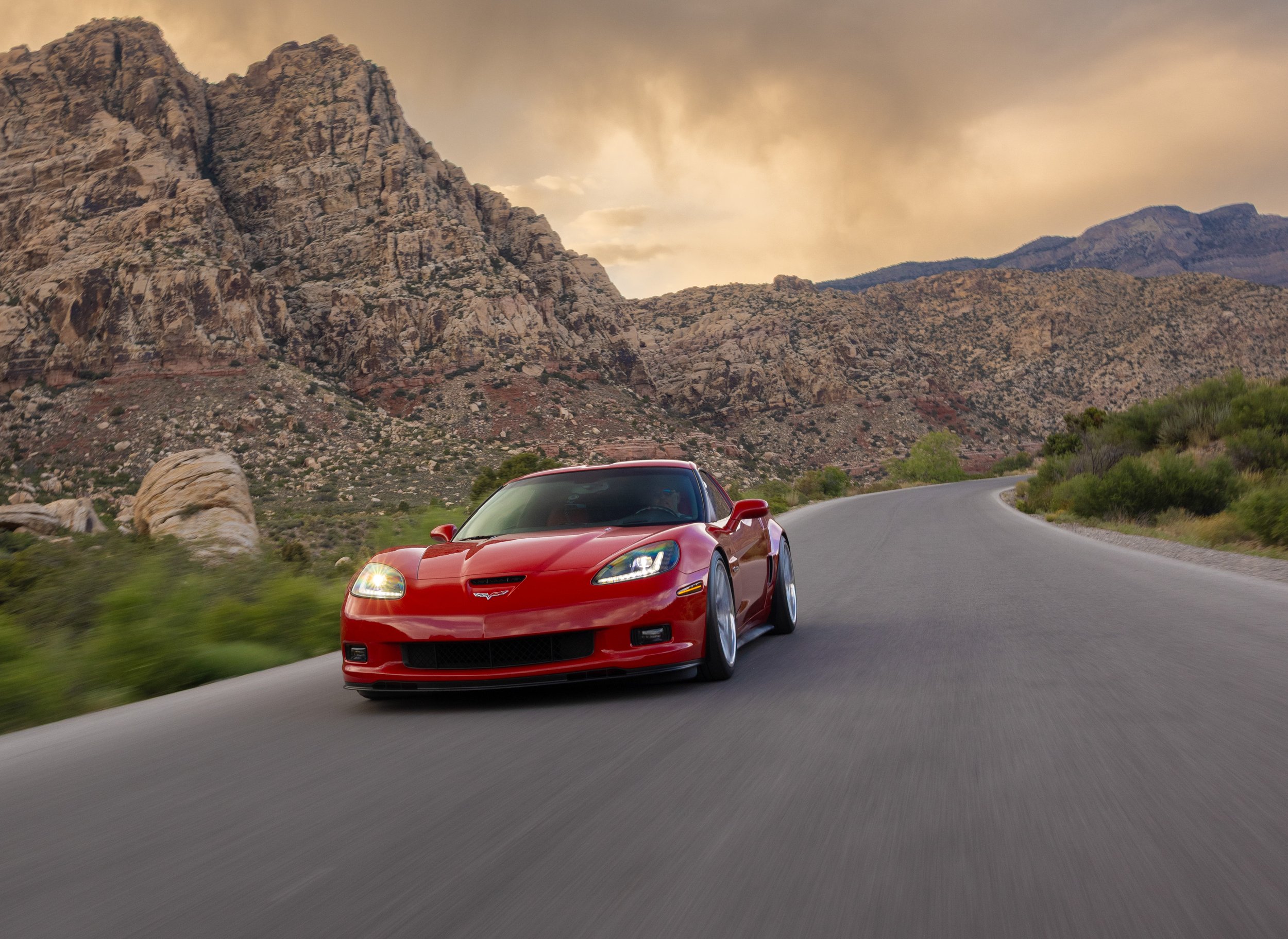 Z06-007.jpg