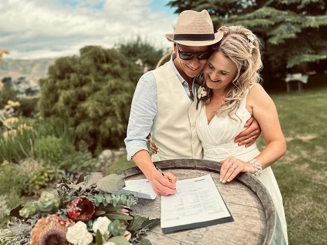 Couple eloping in Cromwell