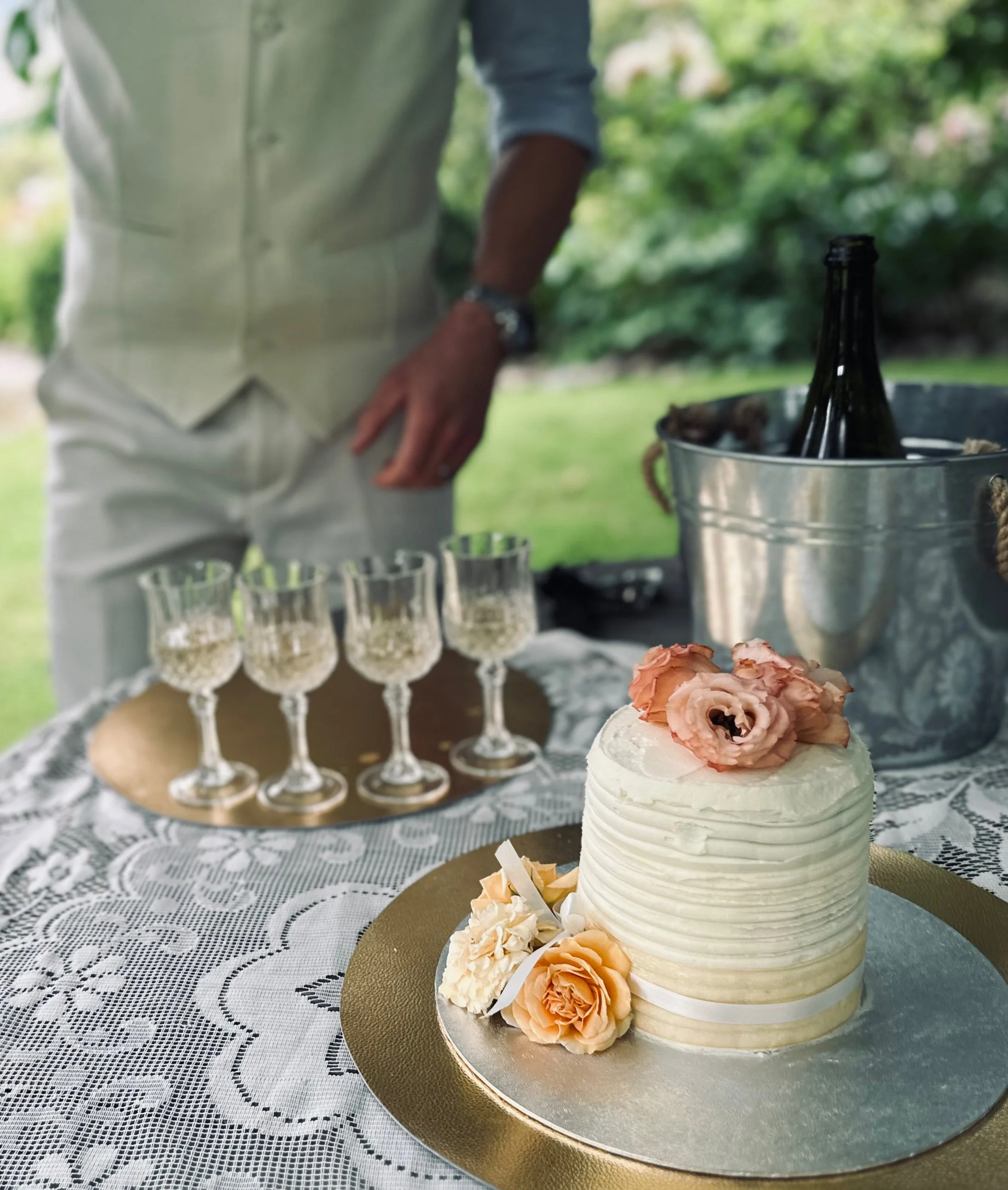 elopement cake in Central Otago