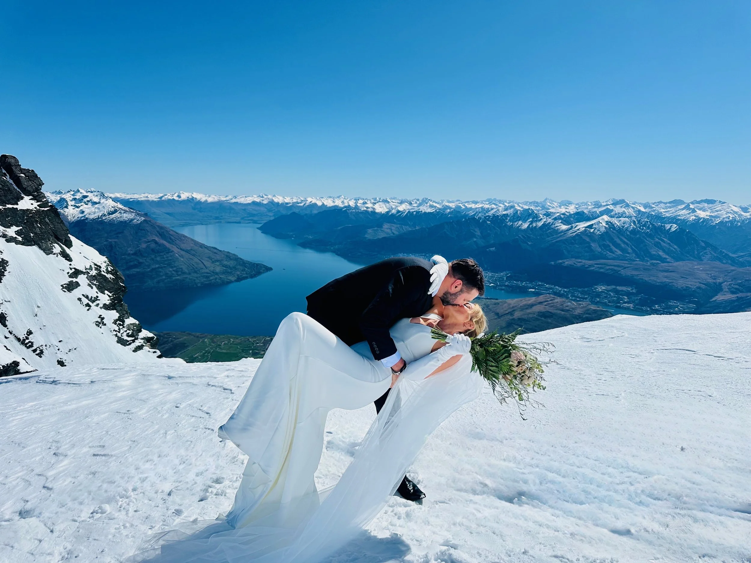 Couple eloping on mountain in Queenstown