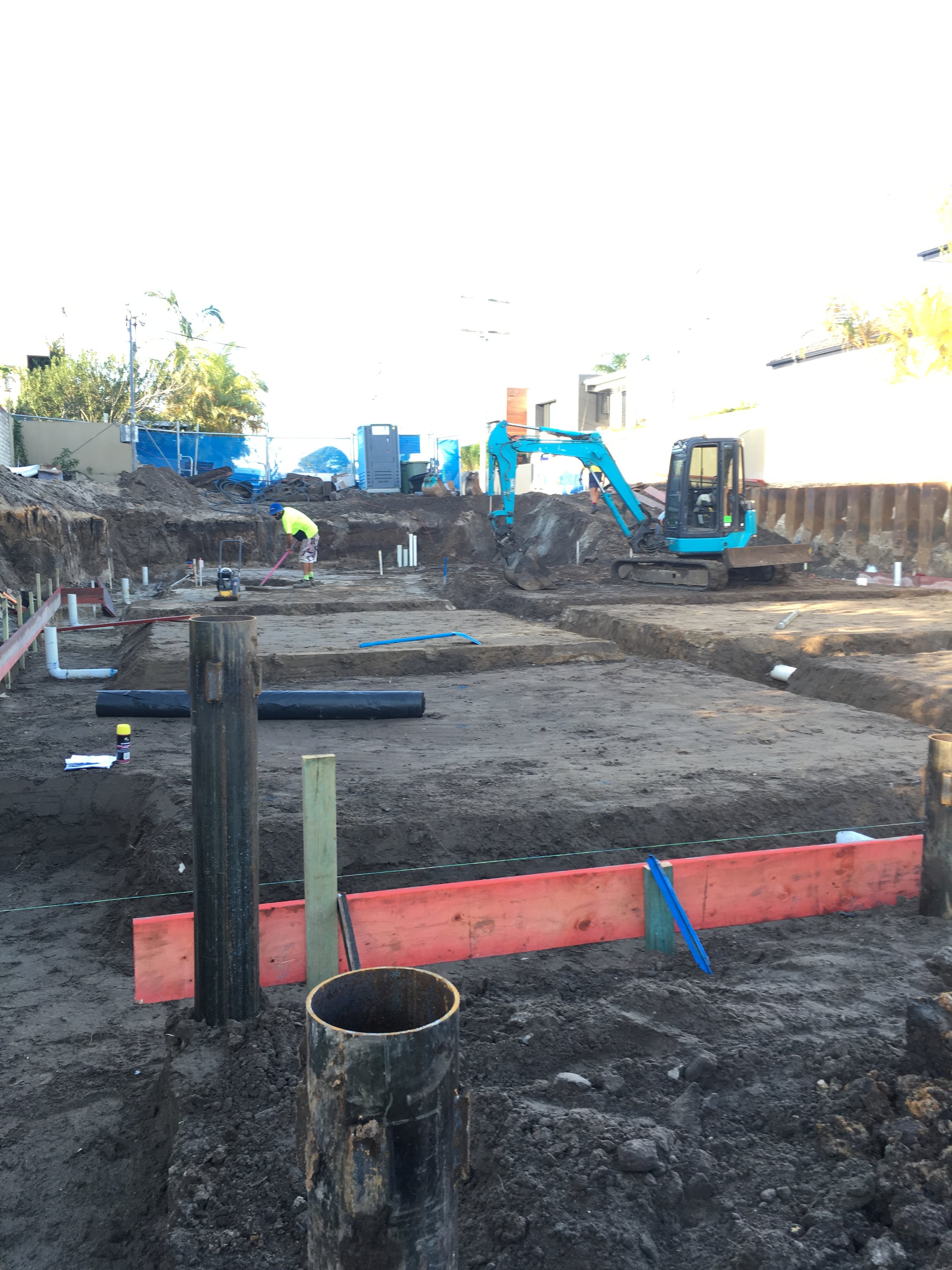 5 tone excavator footing dig-out. Gold Coast.