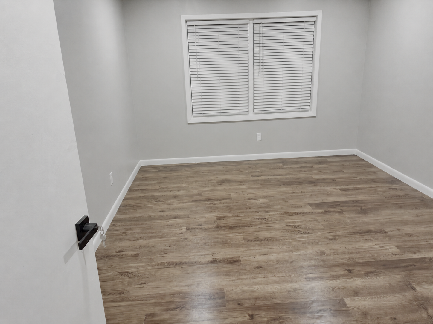 THE HALO ROOM
