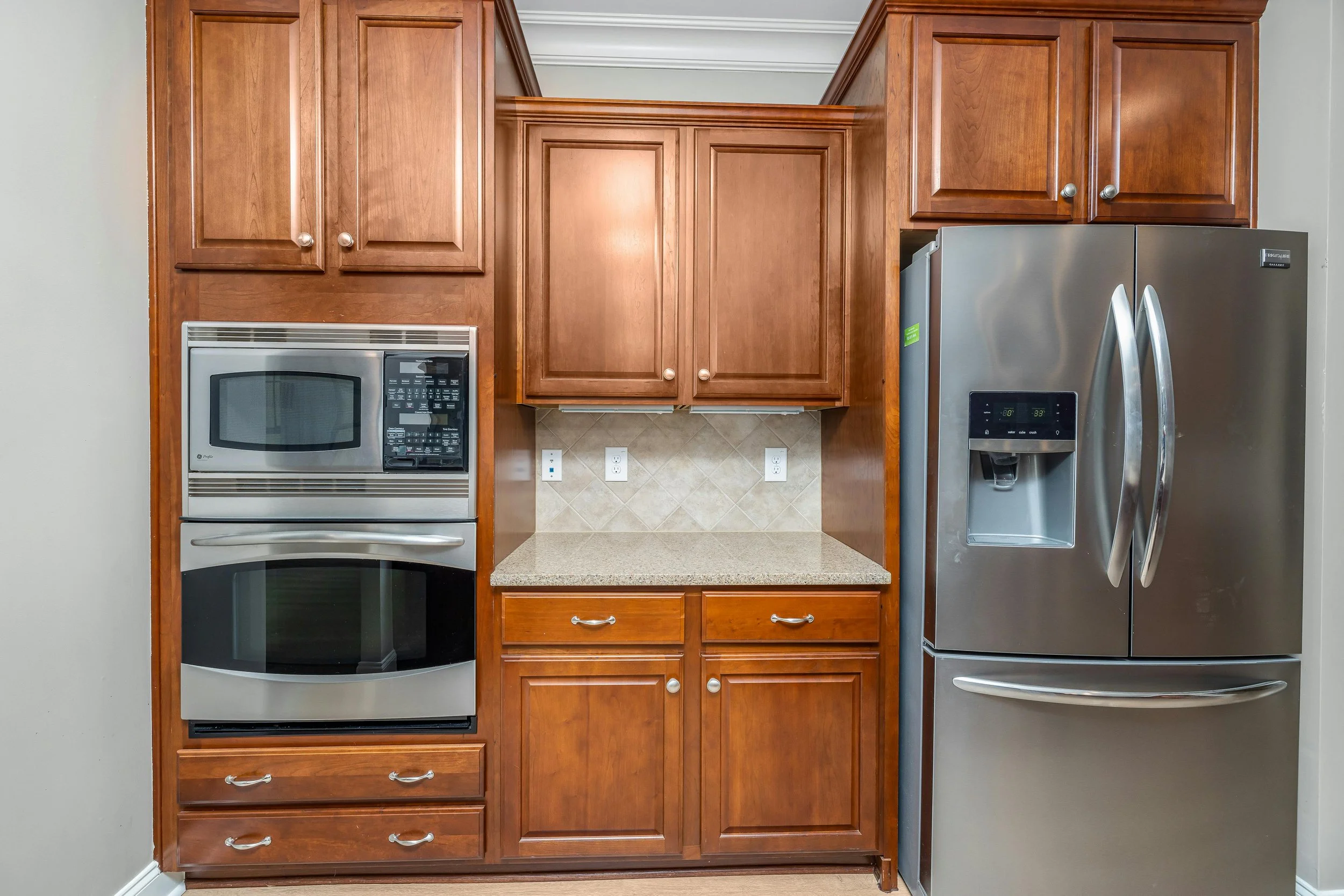 Residential/Commercial Cleaning