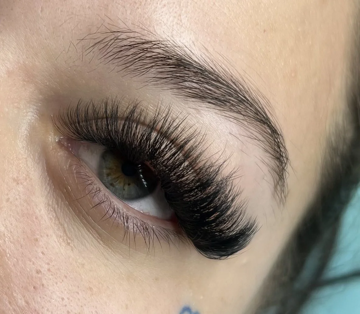 Volume Lashes