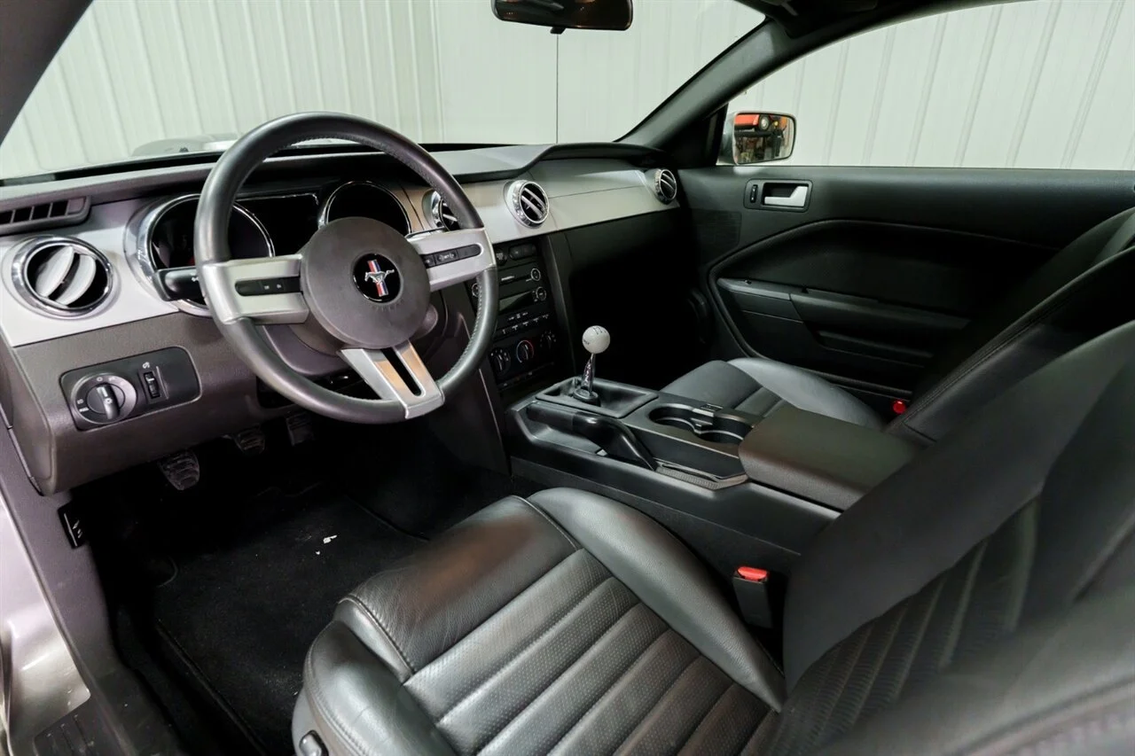 Mustang GT Interior2.jpg