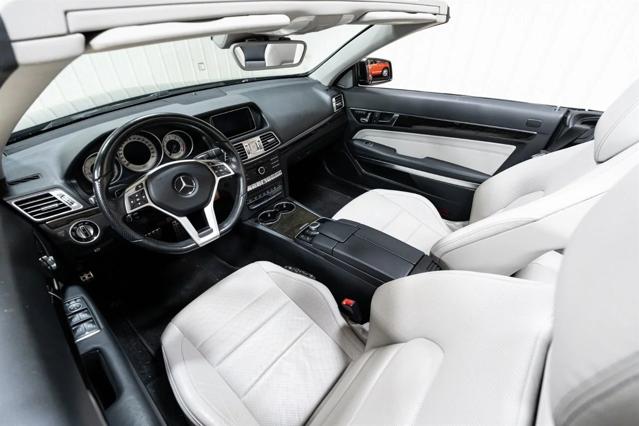 MB E400 Interior.jpg