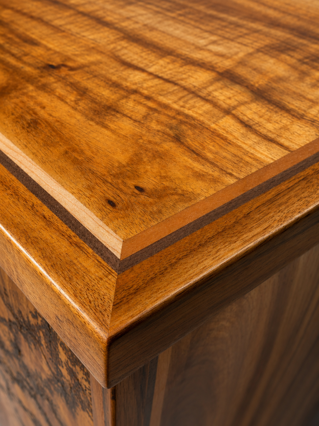Dresser Corner 09_24_45 PM.png