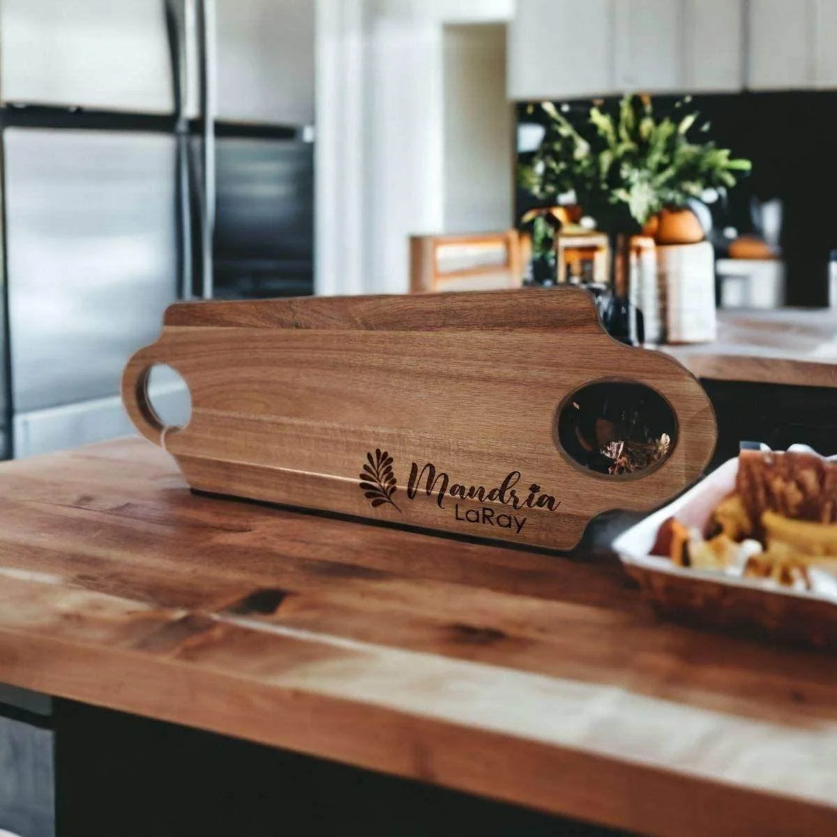 Medium Double Handle Cheese Board