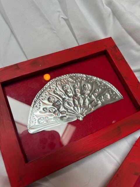 Fan Tin Embossing No. 1