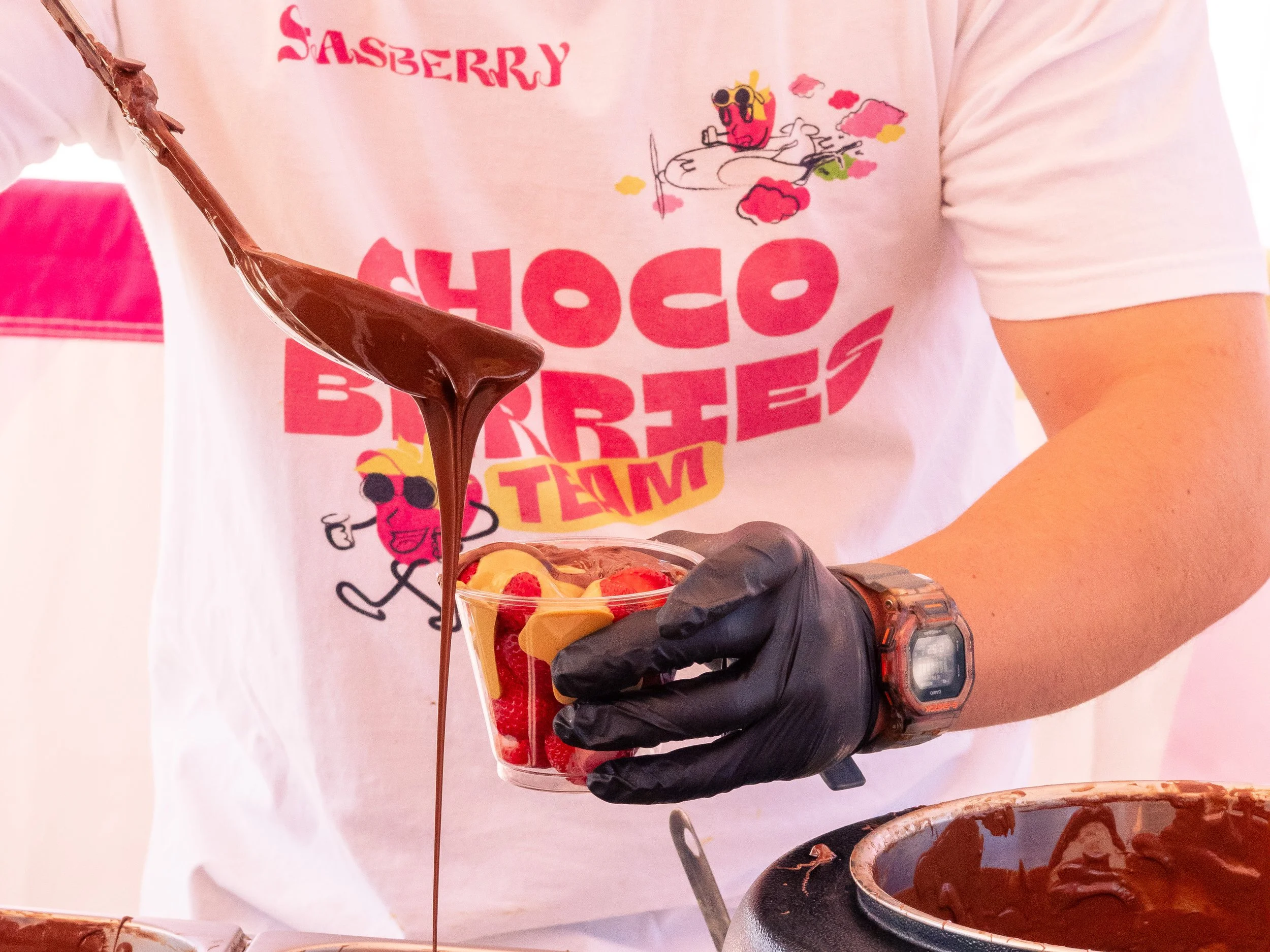 tasmanian strawberries with chocolate and franko street eats