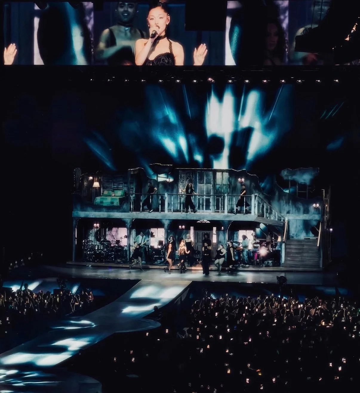 Ariana - 55 of 67.jpeg