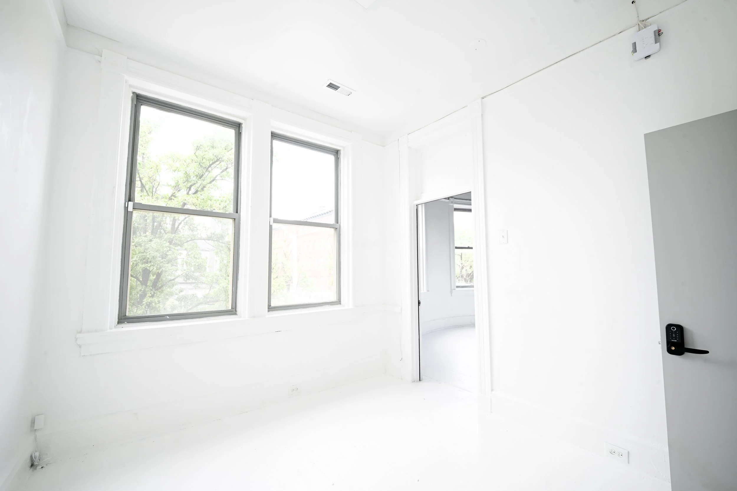 The Vault | Meetings + Focus Groups - Up to 5 guests. | 100 sq ft.