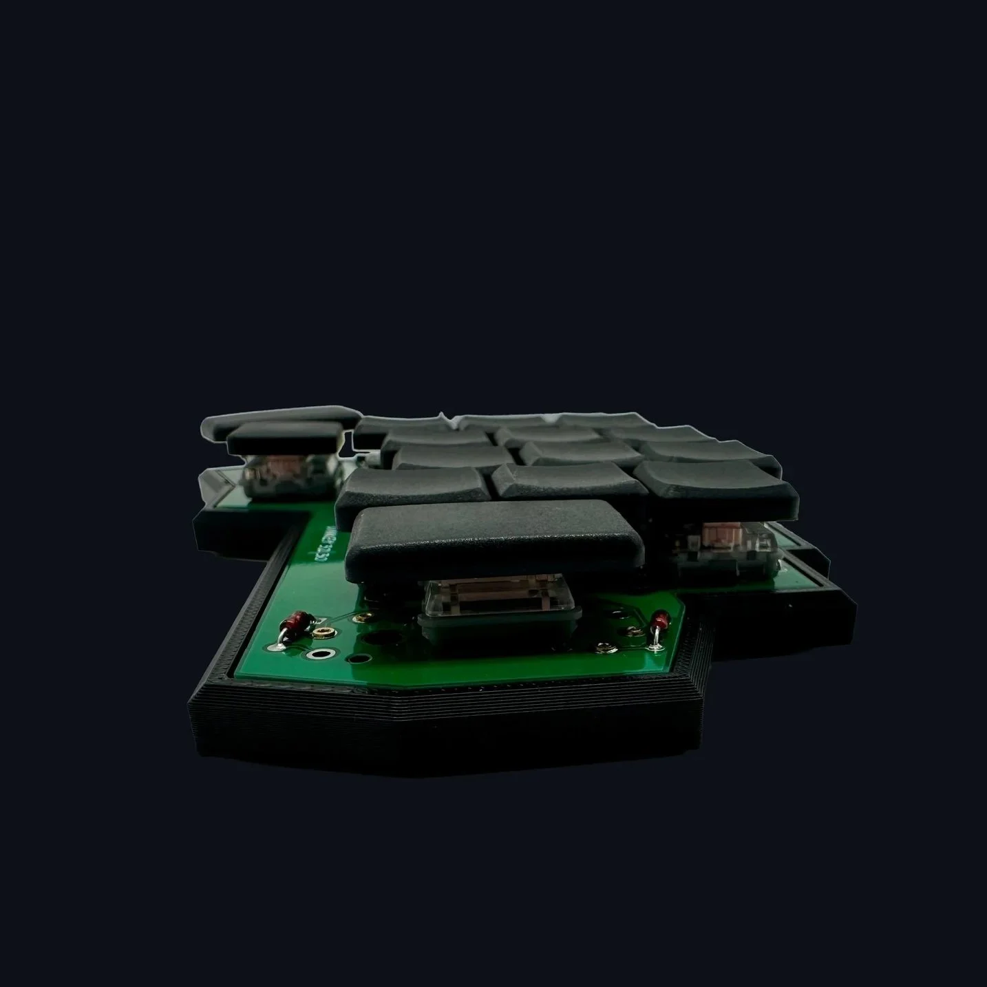 dinkey+32_30+30+key+side.jpg