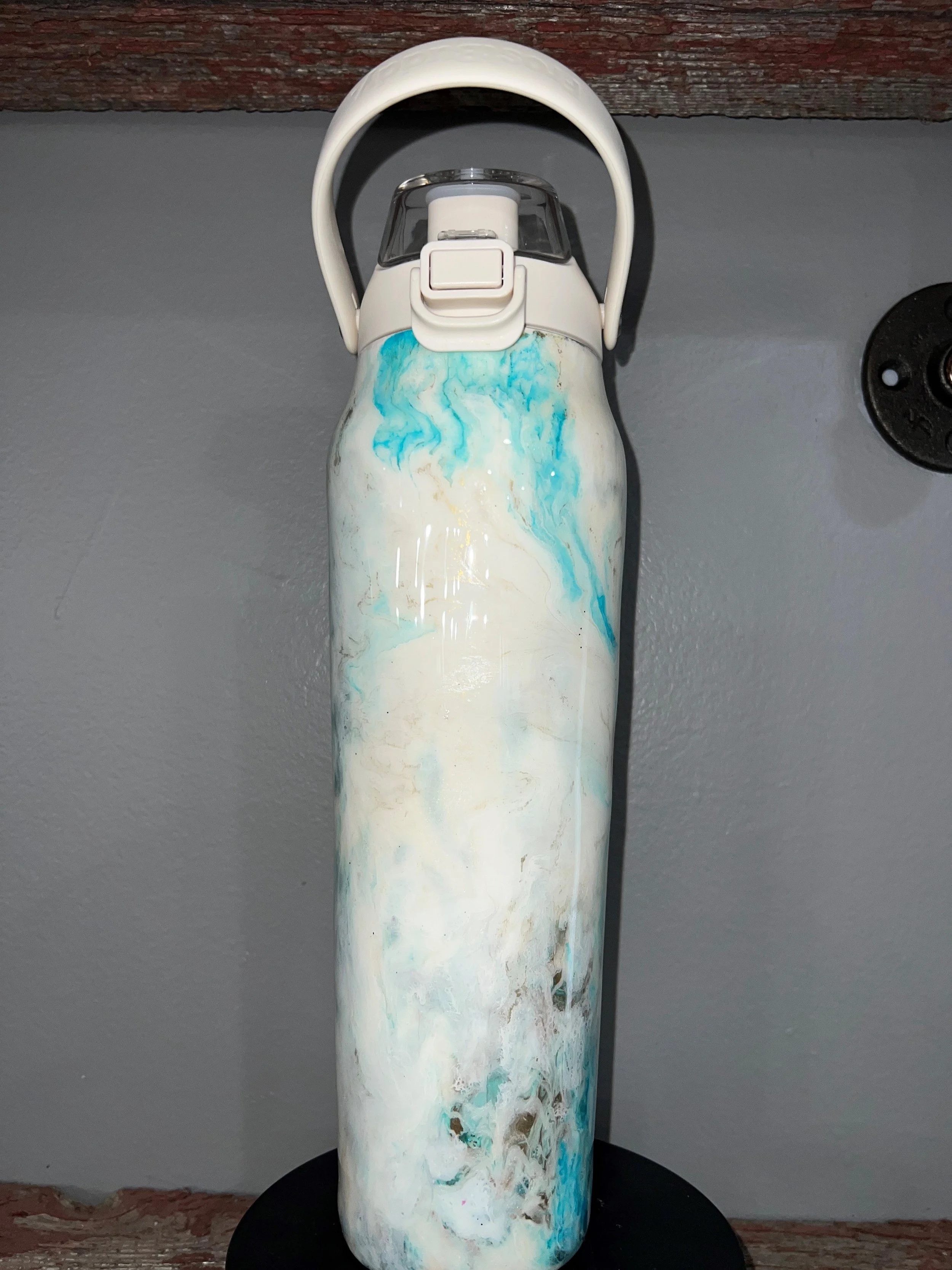 40oz Frost Buddy - White Marble2.jpg