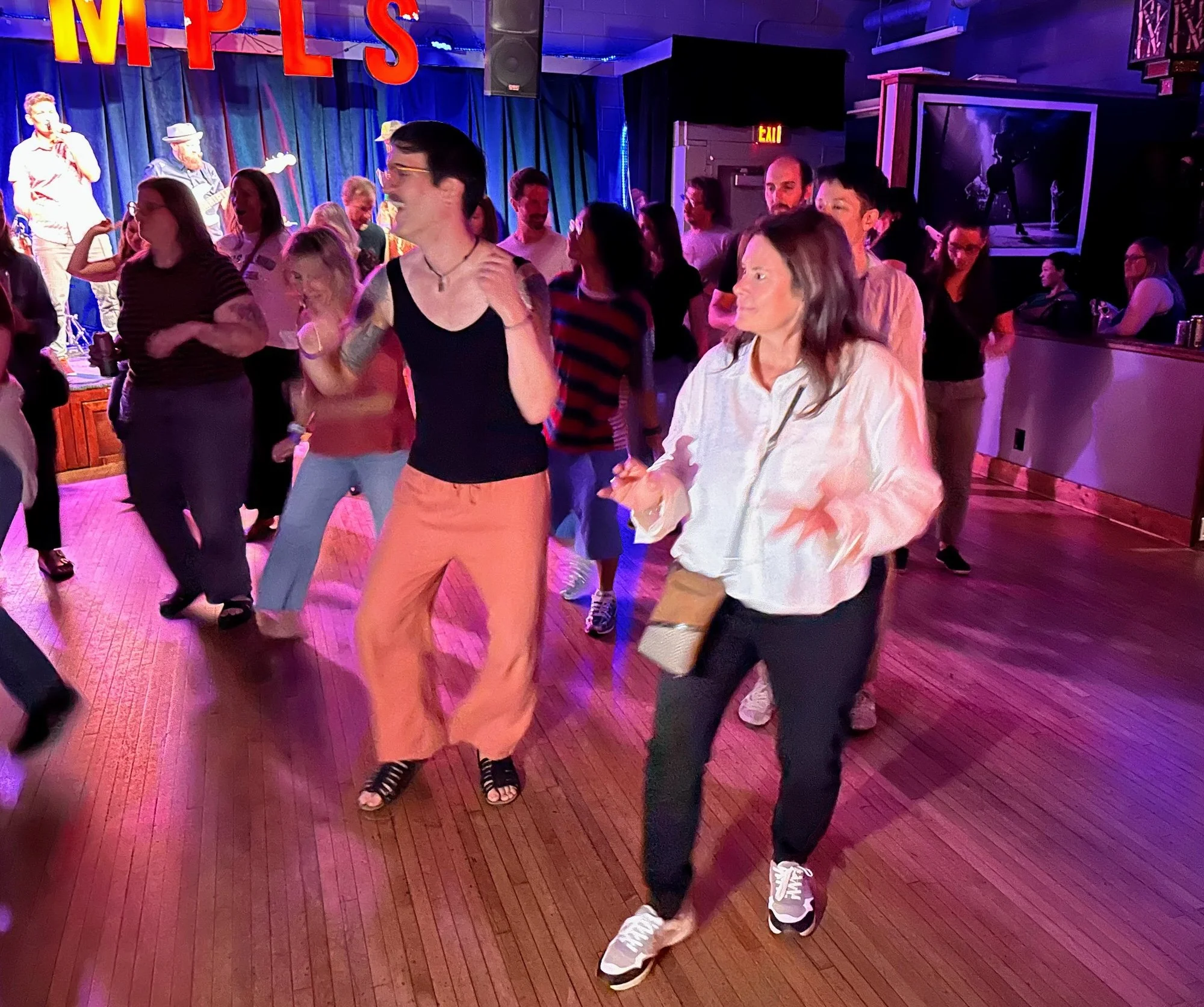 Queer Country Dance Fever!