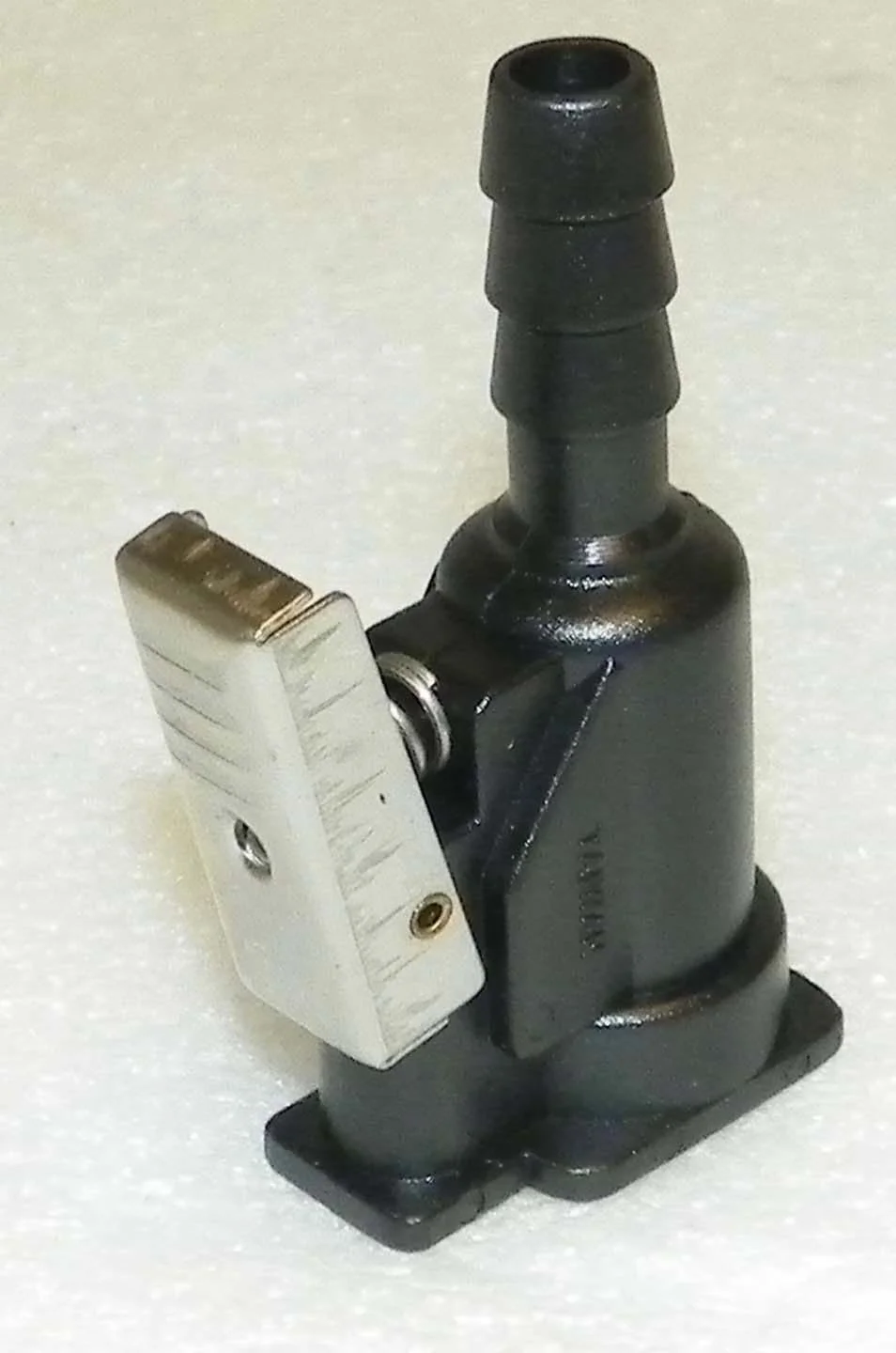 Fuel Connector Mariner / Yamaha 6 - 90 Hp Female