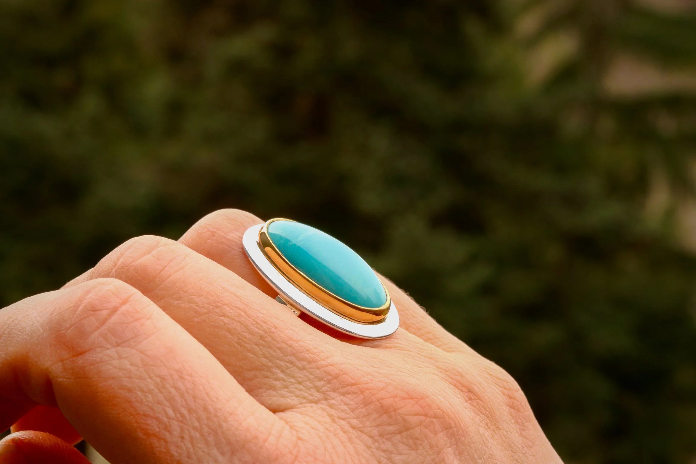 Sleeping Beauty Classic Ring in 22k & Silver