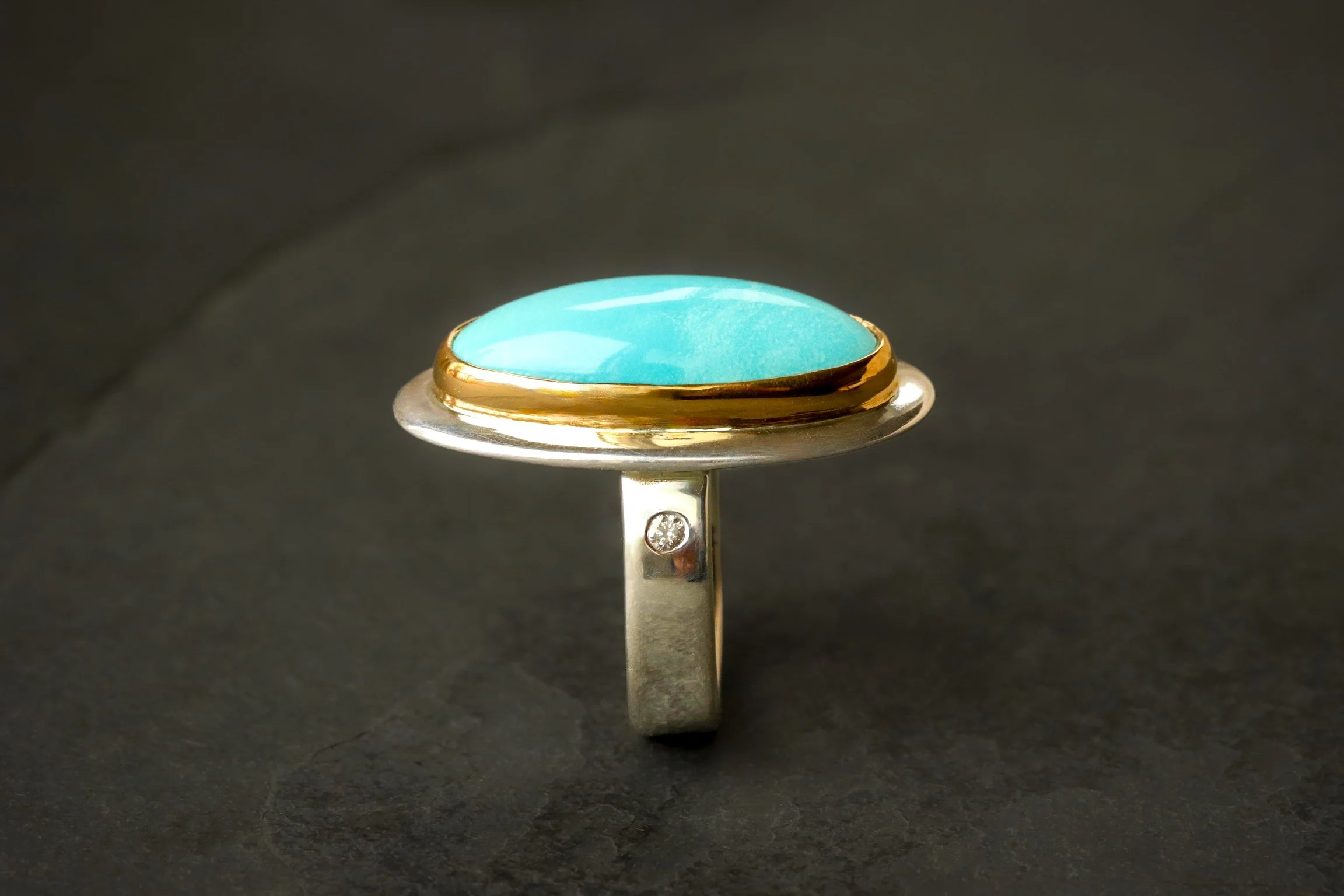 Sleeping Beauty Classic Ring in 22k & Silver