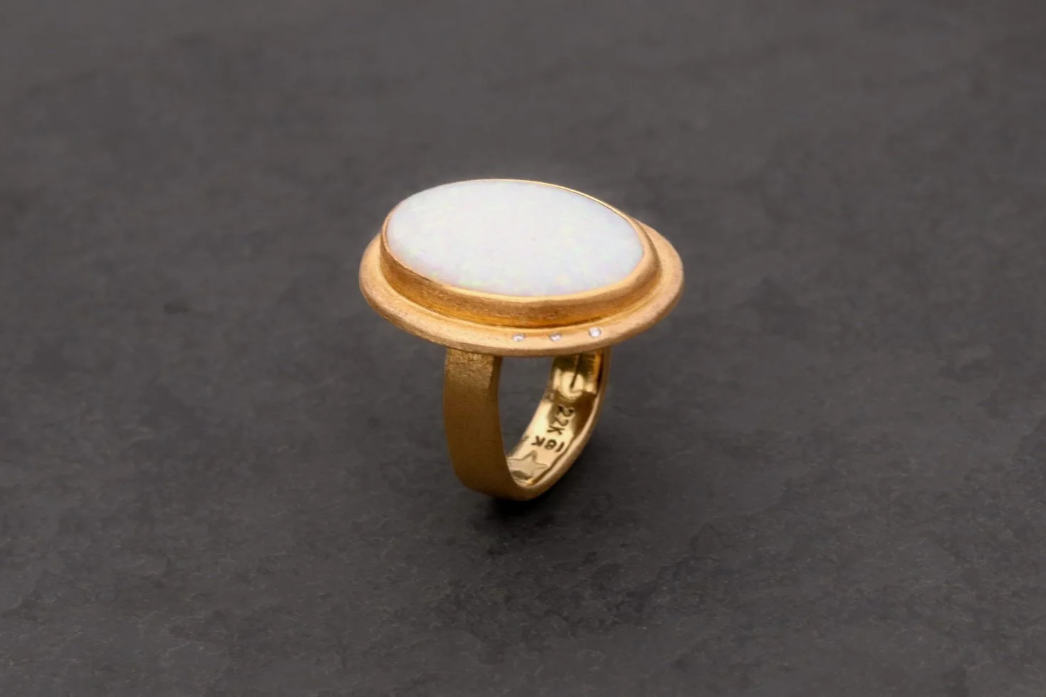 Australian Opal Ring in 22K & 18K Gold