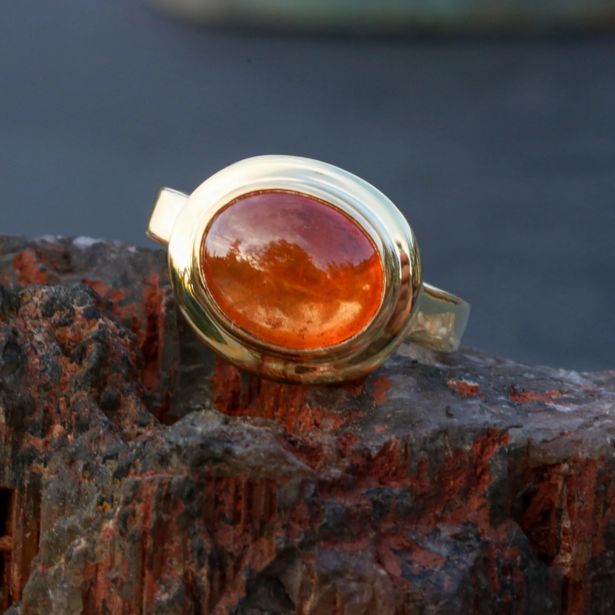 Autumn Equinox 2026.
May the shifting of season resonate with beauty, uplift, and ease. 
&bull;
MANDARIN GARNET/ 22K &amp; 18K GOLD RING
&bull;
#highjewelry 
#garnetandgold 
#handfabricatedjewelry 
#bigsurgoldsmiths 
#carriearmstrongdesign
