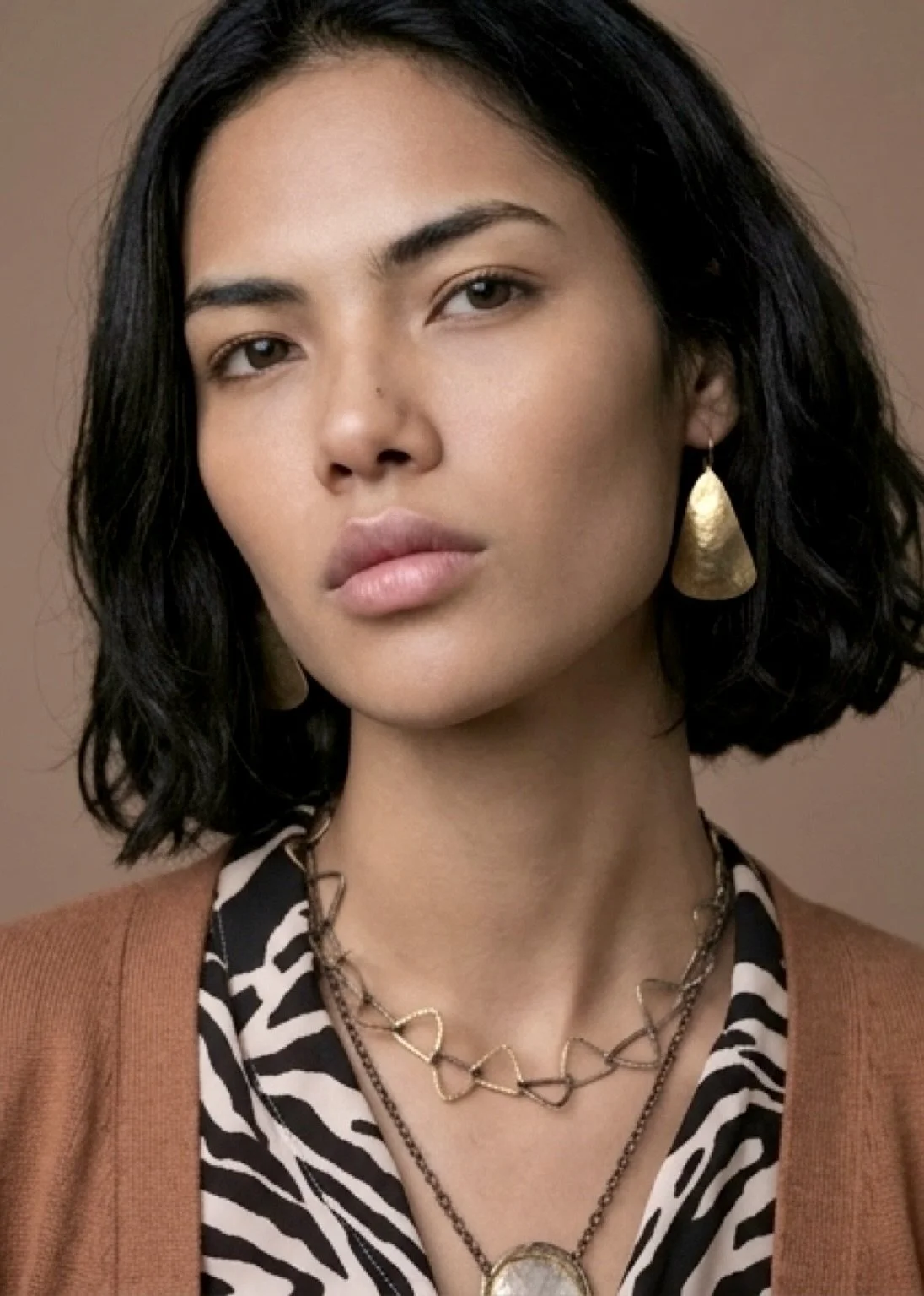 22k Gold Sculpted Drop Earrings