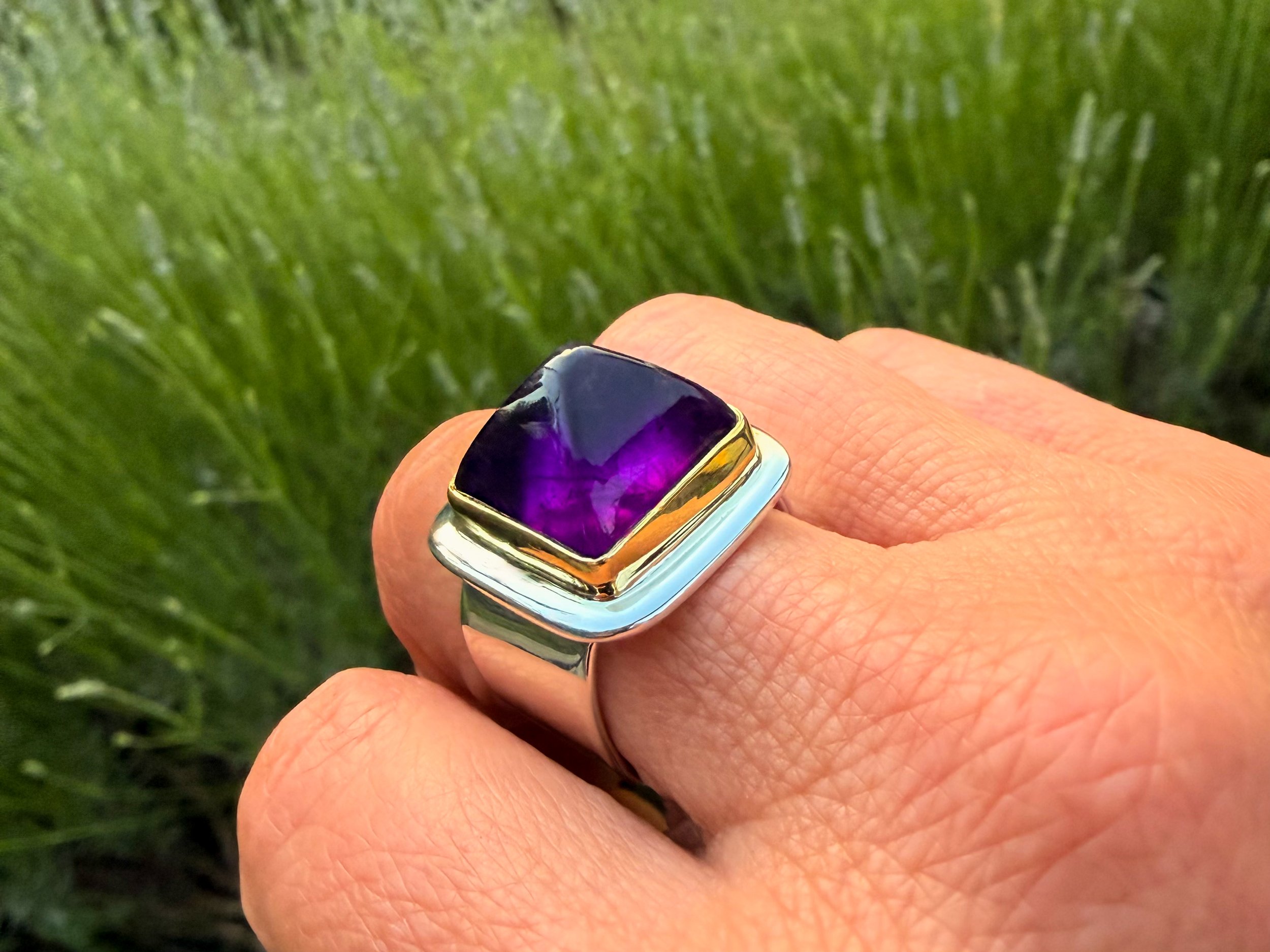 Amethyst Pyramid Big Sur Classic Ring