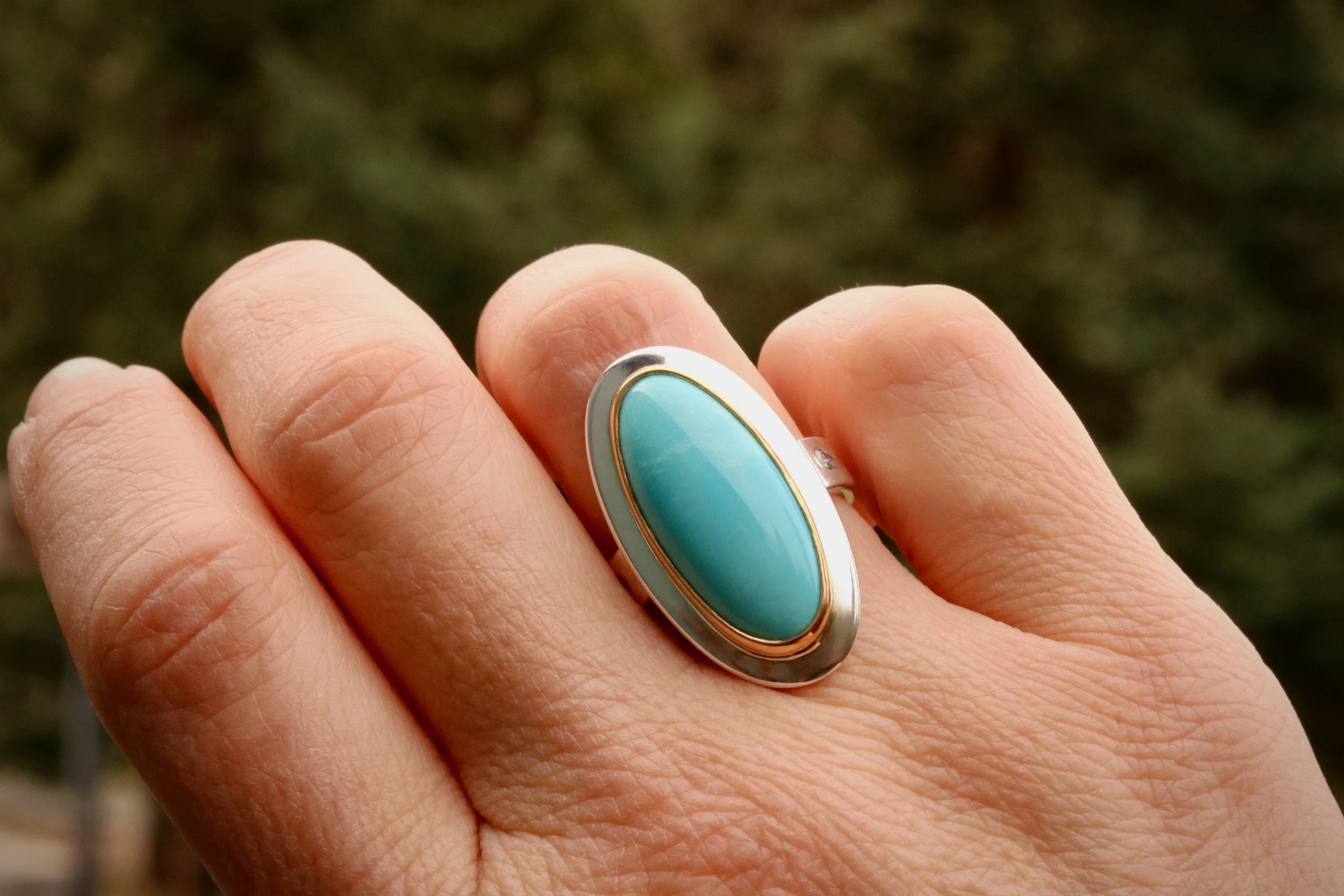 Sleeping Beauty Classic Ring in 22k & Silver