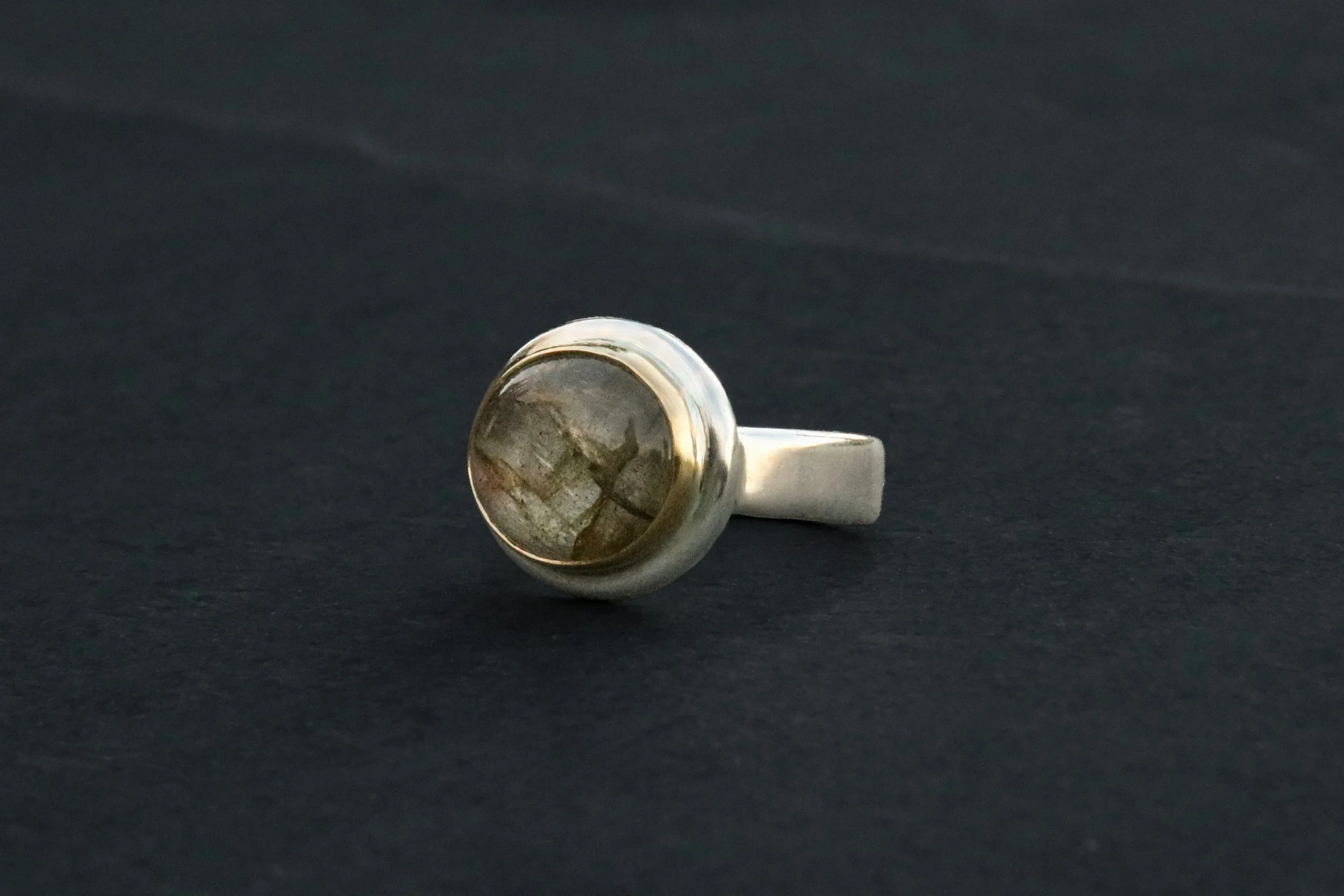 Labradorite Big Sur Classic Ring