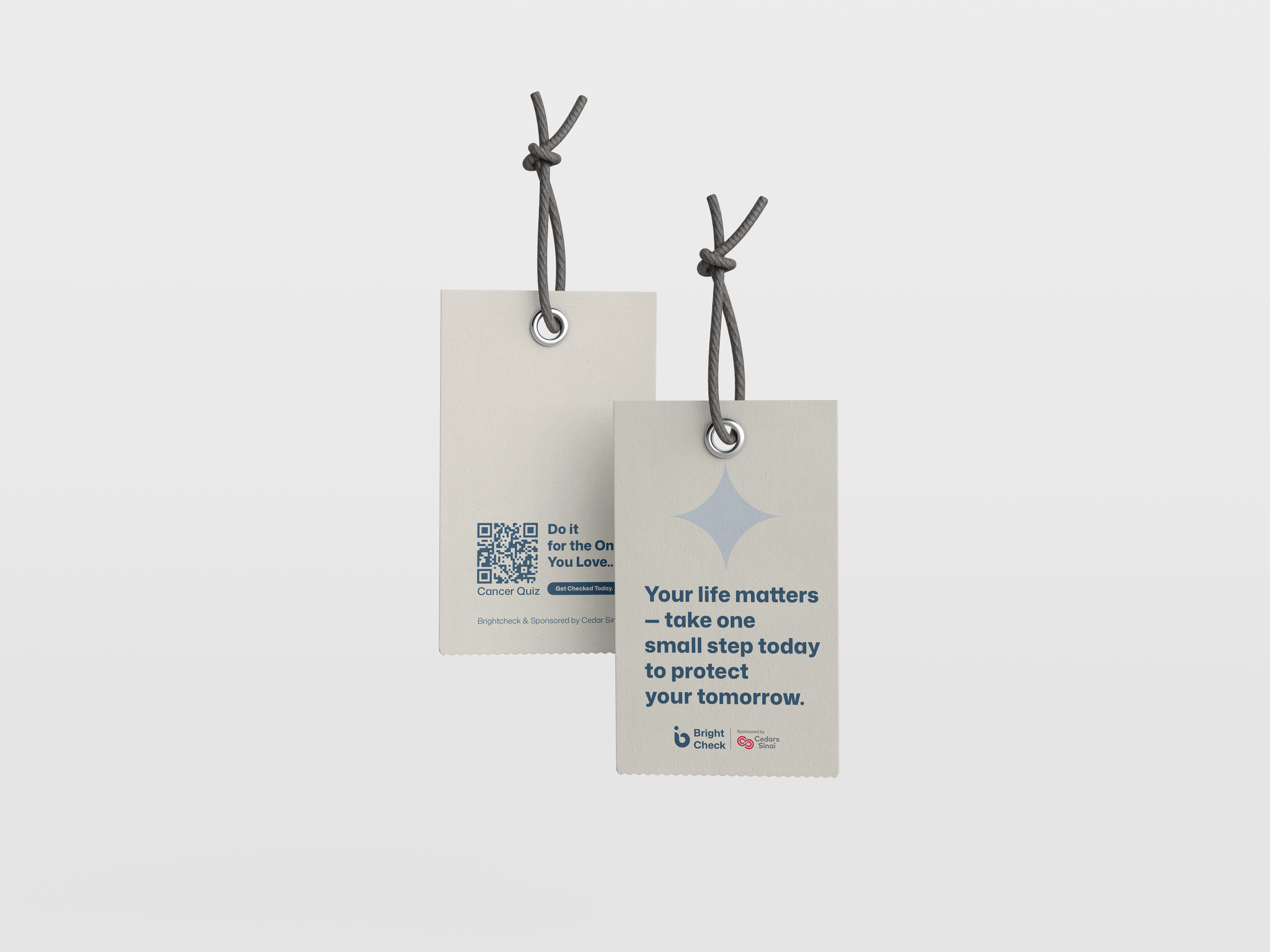 Sachat card mockuo.png
