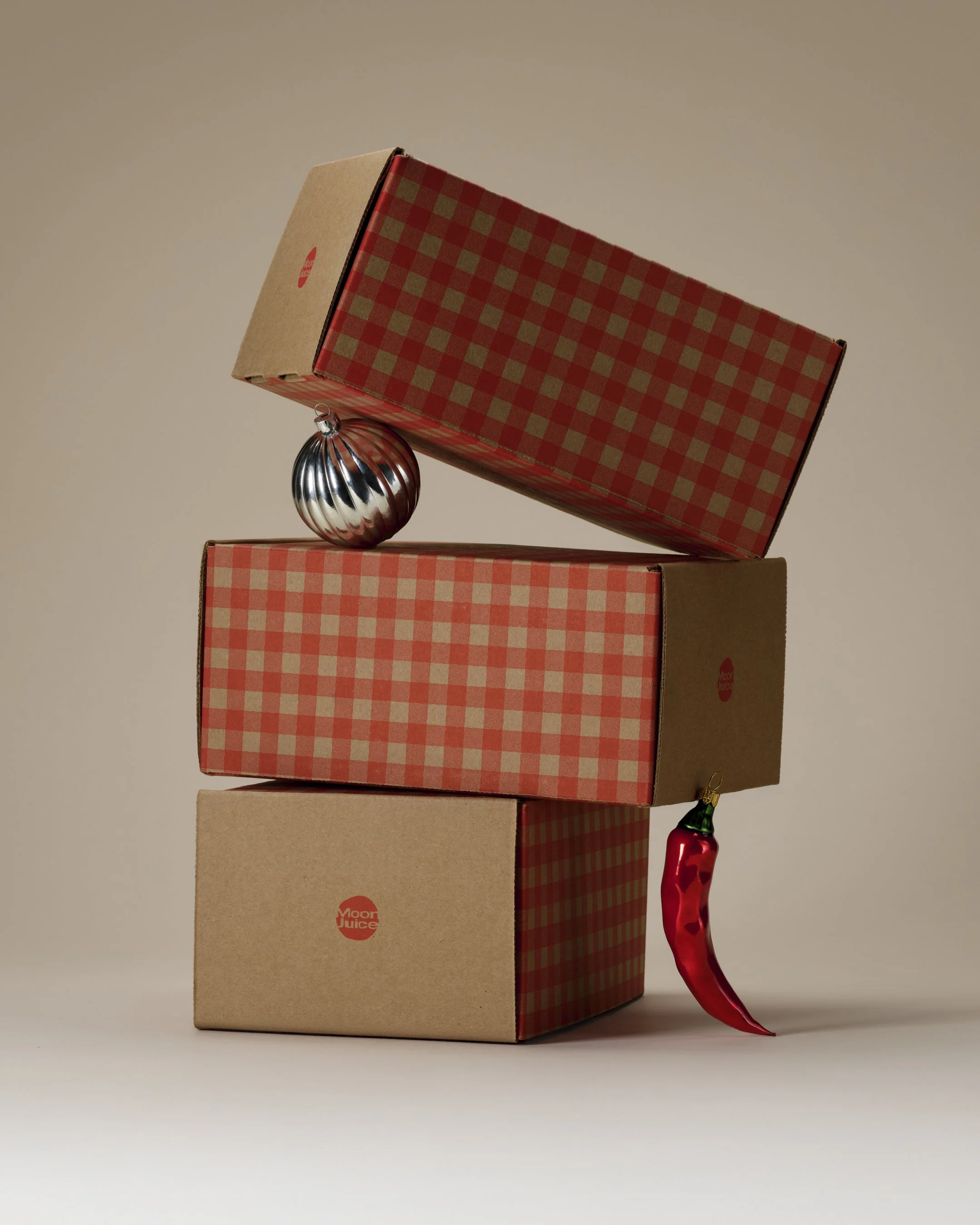 0637_MoonJuiceBlissMiss__SHOT08_0013 copy.jpg