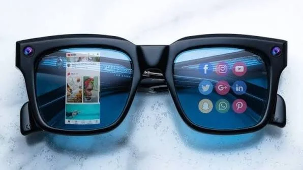 Why WA Schools Must Prepare for Smart Glasses