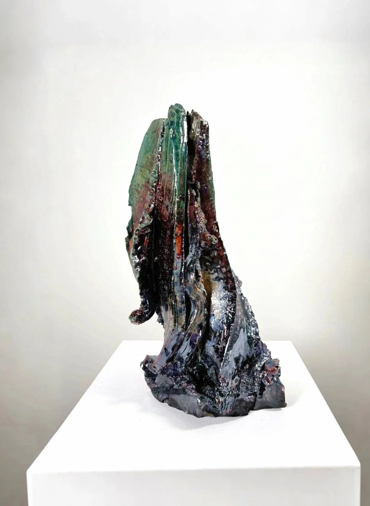 liz-wycherley-raku-form-no1-2026-03.jpg