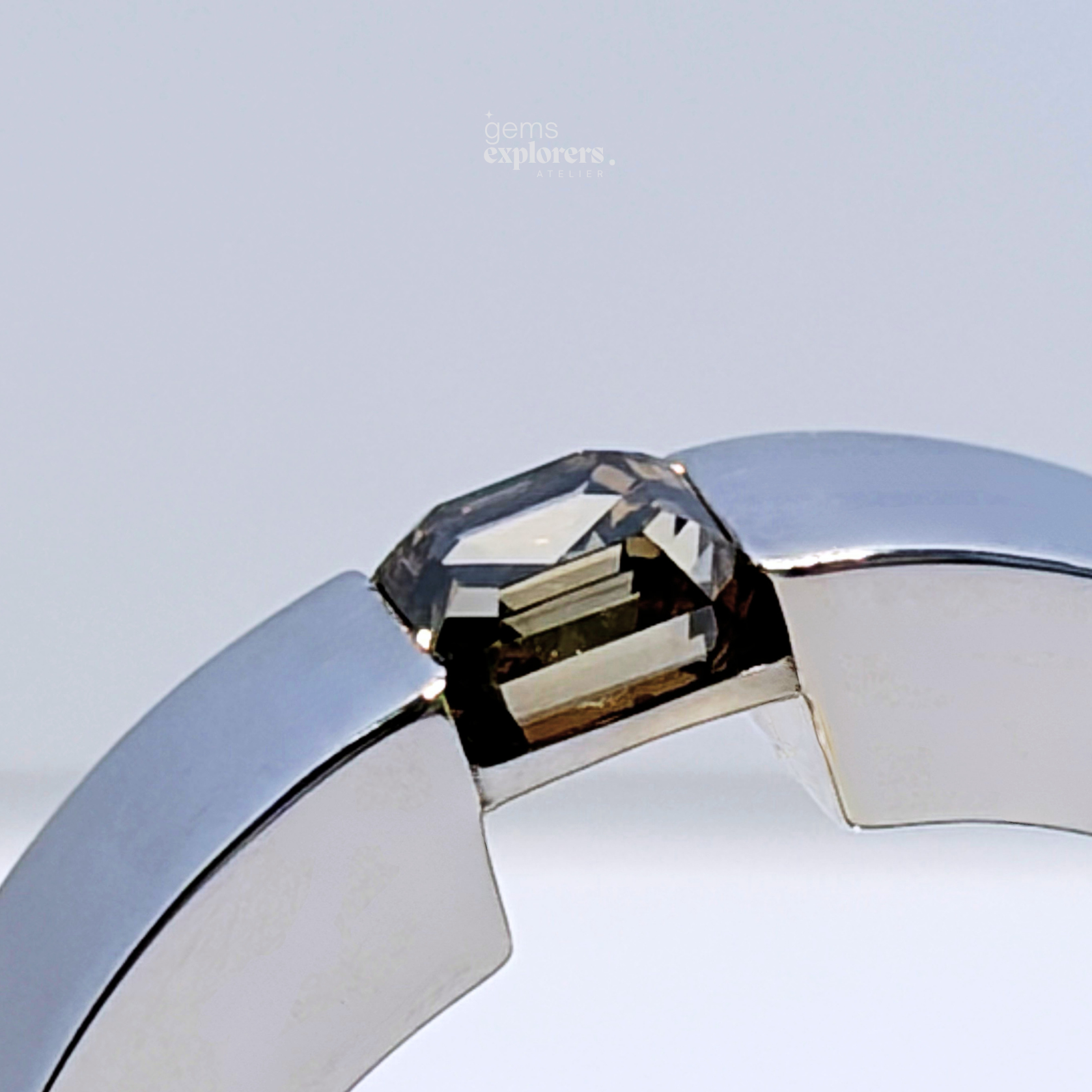 Close-up of ECHØ Sienna ring with 0.61 ct natural Fancy Intense Yellowish Brown diamond