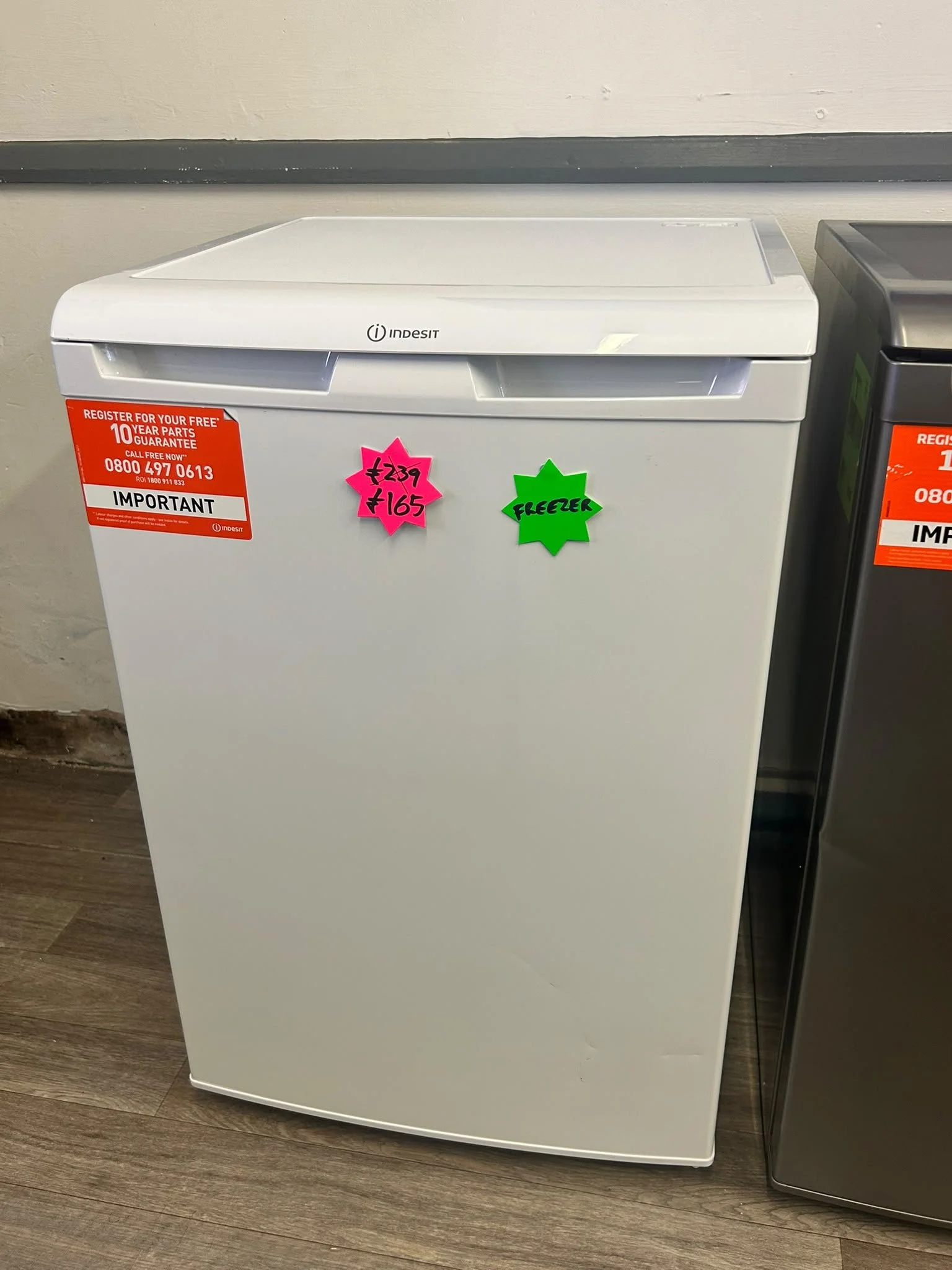 Indesit I55Z1112WUK Under Counter Freezer - White