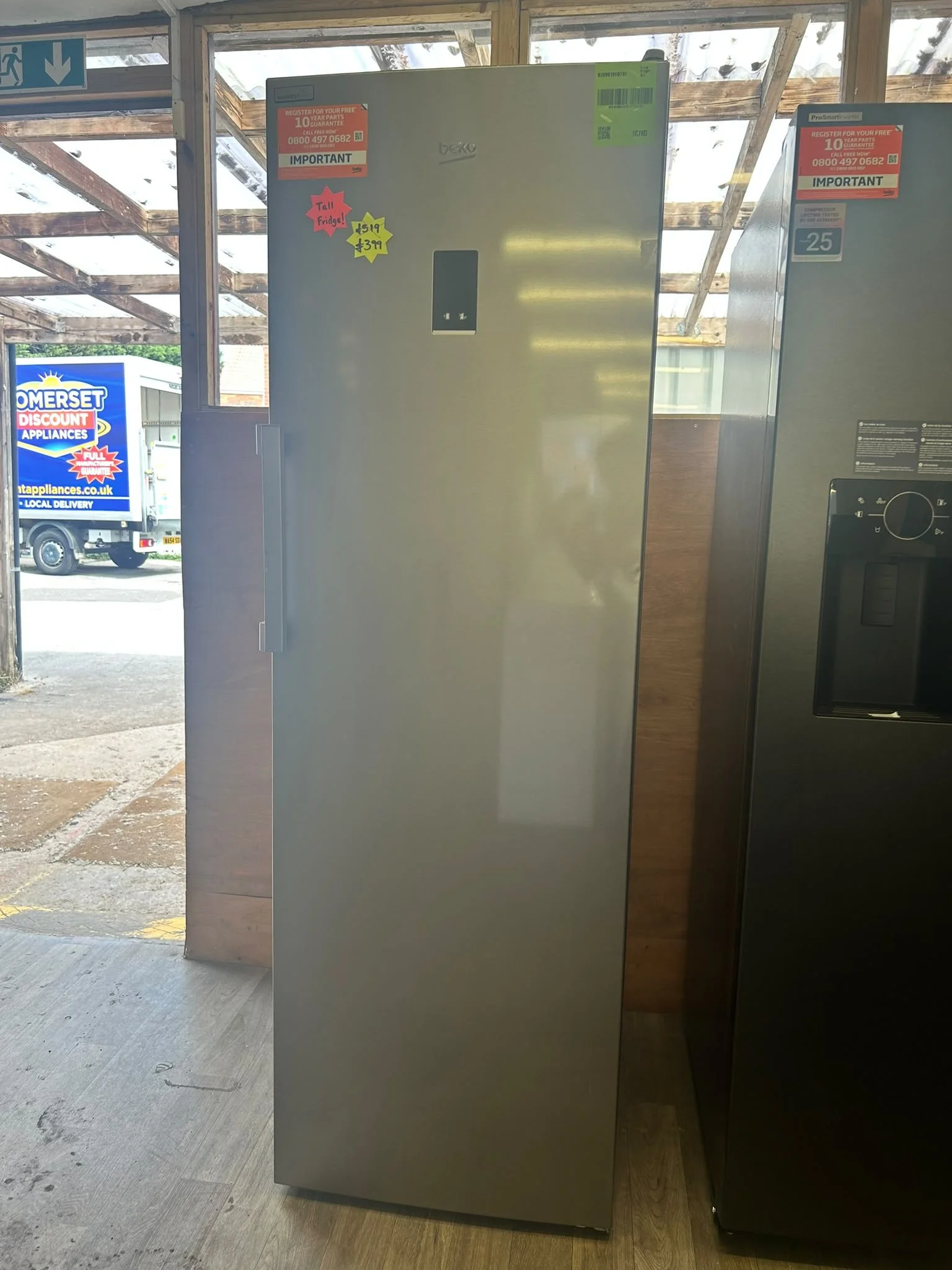 BEKO Pro HarvestFresh AeroFlow LNP4686LVPS Tall Fridge - Stainless Steel