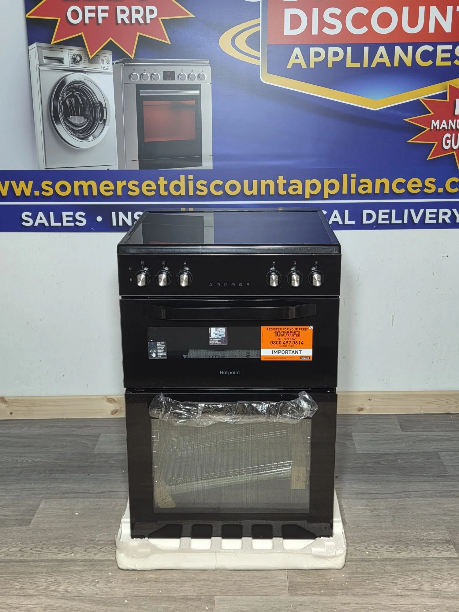 HOTPOINT HDE6VDB1 Cooker Electric Ceramic 60cm - Black