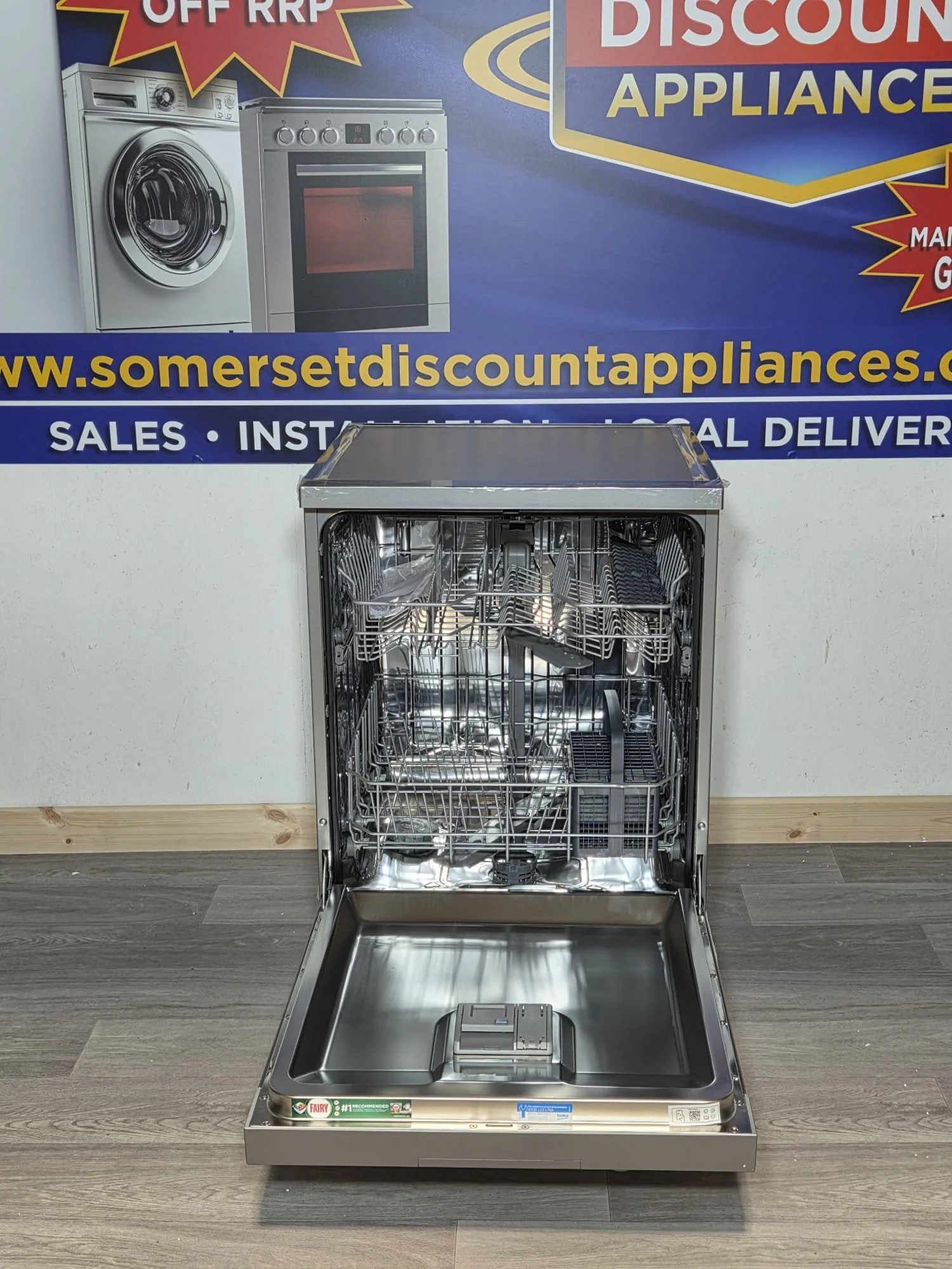 BEKO DVN04X20S Full-size Dishwasher - Silver  2.jpeg