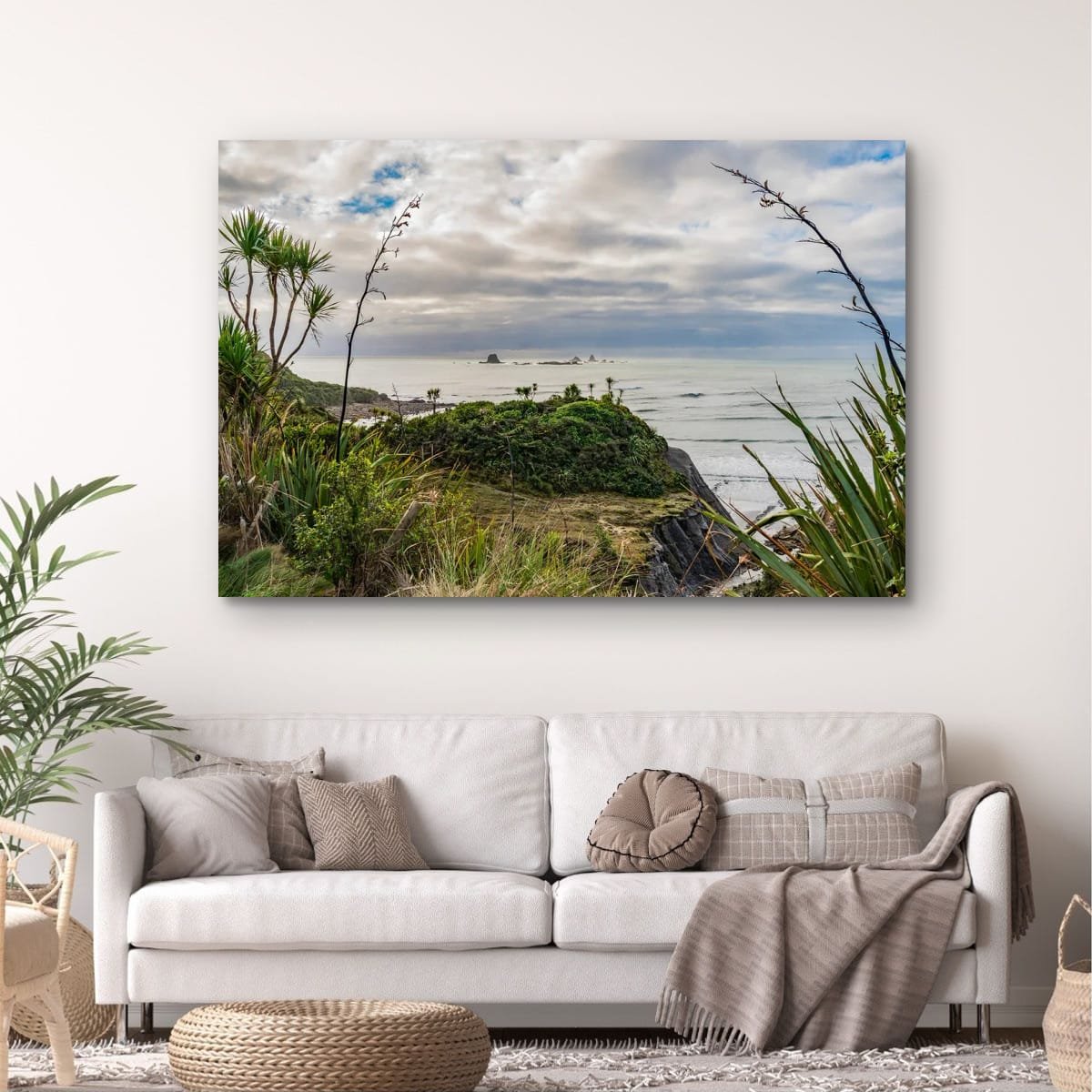 Hidden coastal lookout overlooking cliffs and the Tasman Sea.