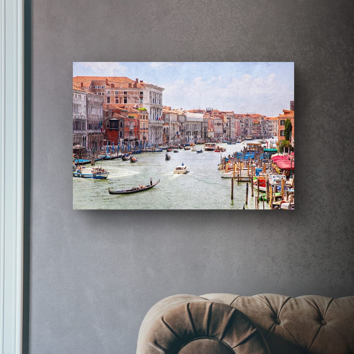 Venice Grand Canal with boats and historic buildings.