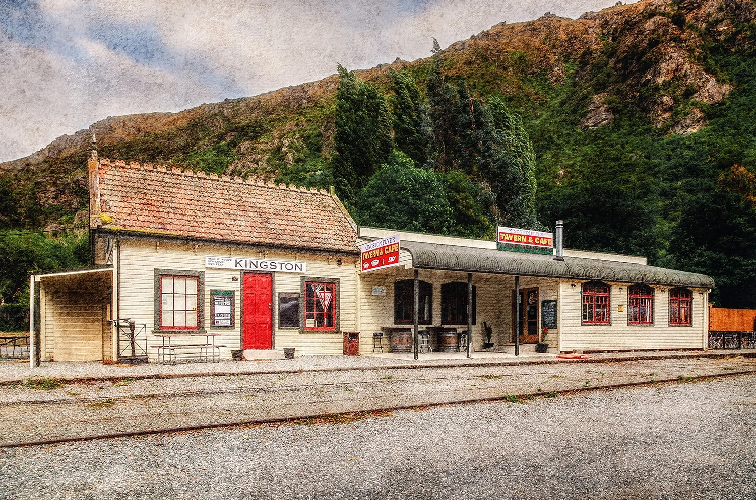 Kingston Station.jpg