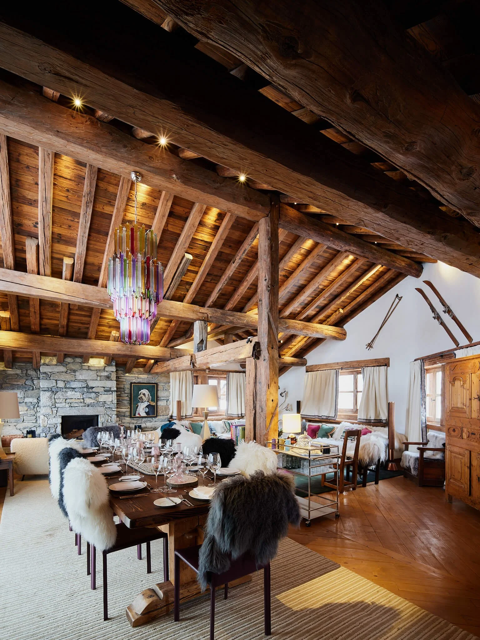 25 LIVING ROOM (13).jpg