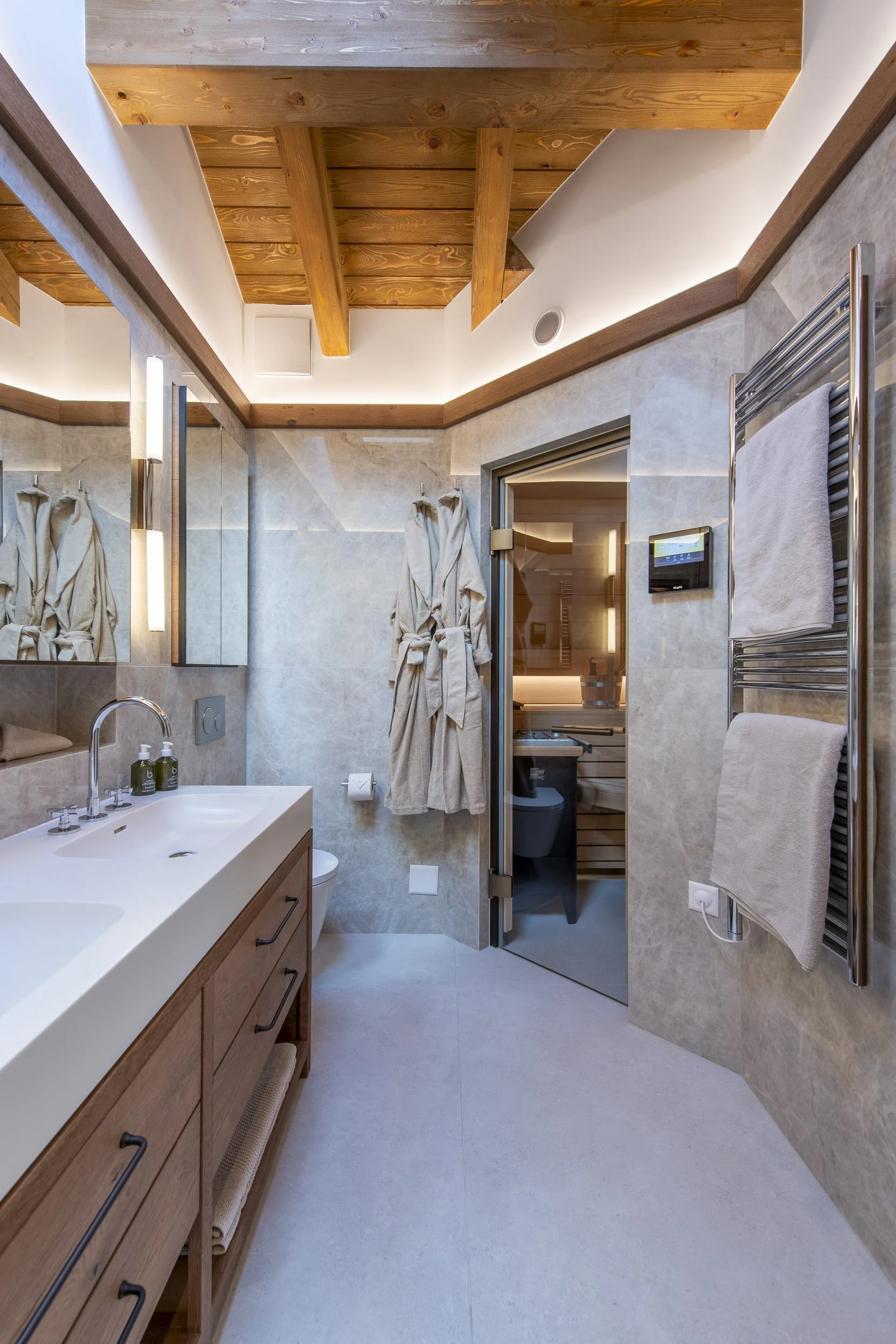 Claudia Dorsch | Peak View | Chalet Designer | Luxury Interior Design StudioDSC_5530.jpg